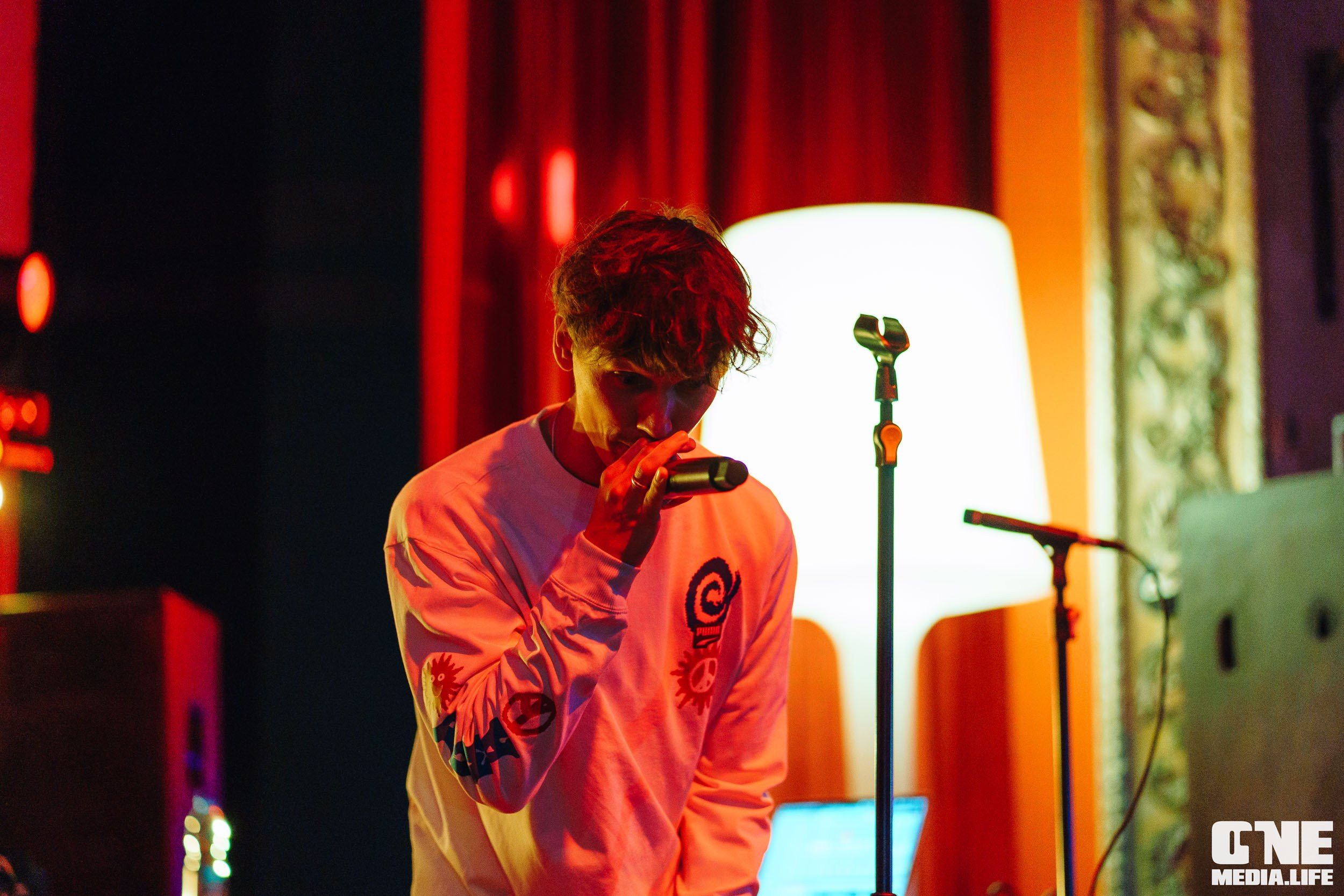 Фоторепортаж из клуба UNIVERSAL. One Media Life: фоторепортажи, фотоотчеты с мероприятий и заведений