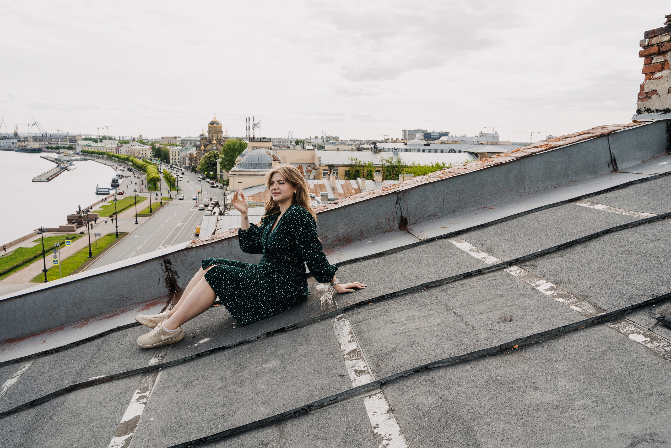 Ксения на Питерских крышах. Фотограф в Мурманске, Североморске и Санкт-Петербурге Валерия Козлова