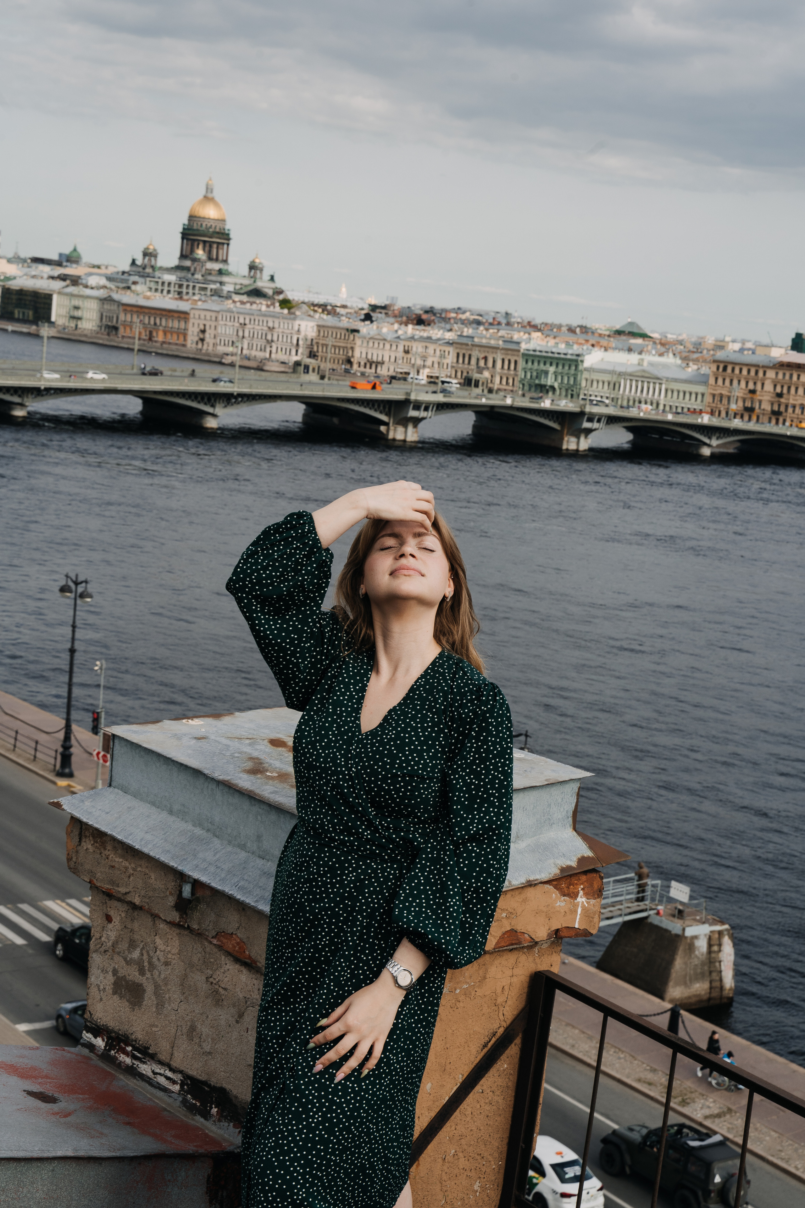 Ксения на Питерских крышах. Фотограф в Мурманске, Североморске и Санкт-Петербурге Валерия Козлова