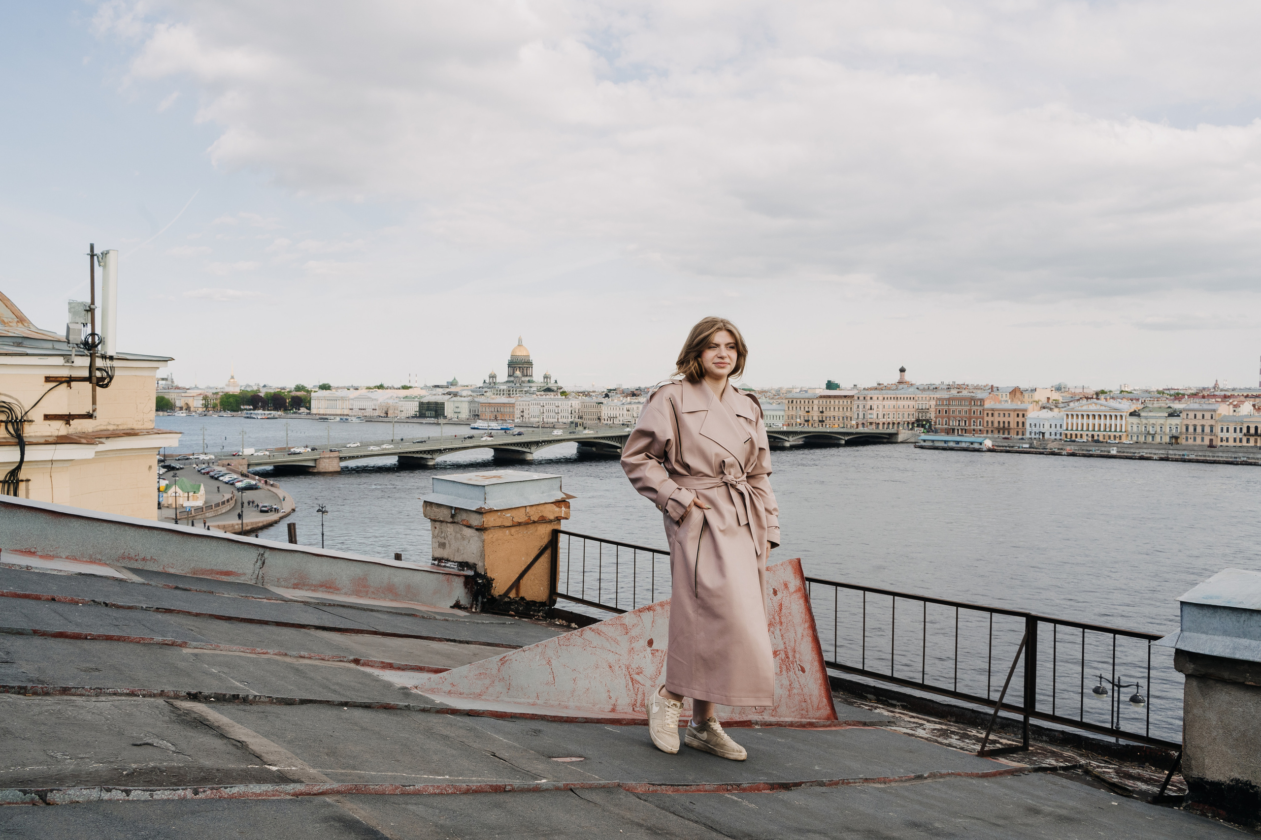 Ксения на Питерских крышах. Фотограф в Мурманске, Североморске и Санкт-Петербурге Валерия Козлова