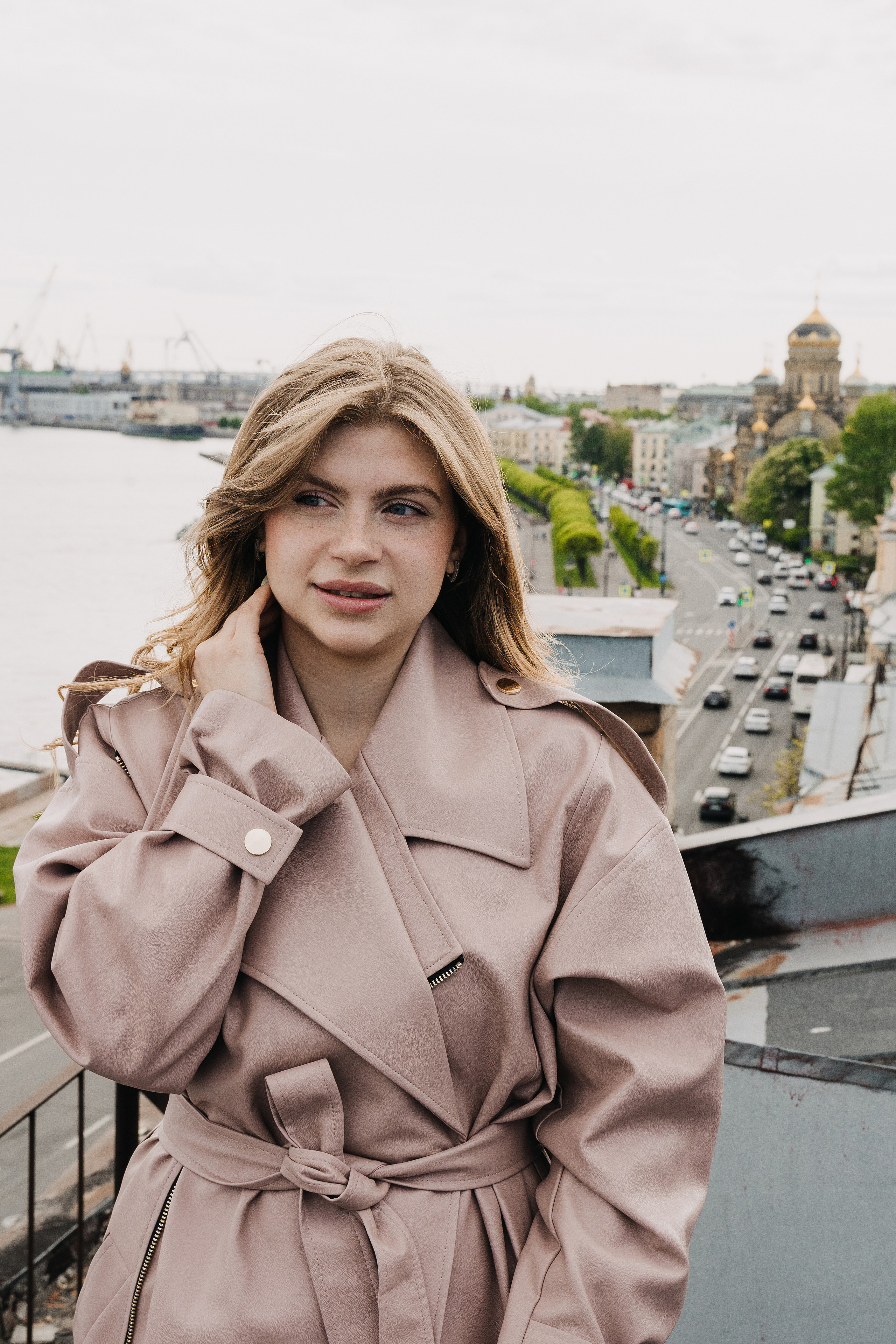 Ксения на Питерских крышах. Фотограф в Мурманске, Североморске и Санкт-Петербурге Валерия Козлова