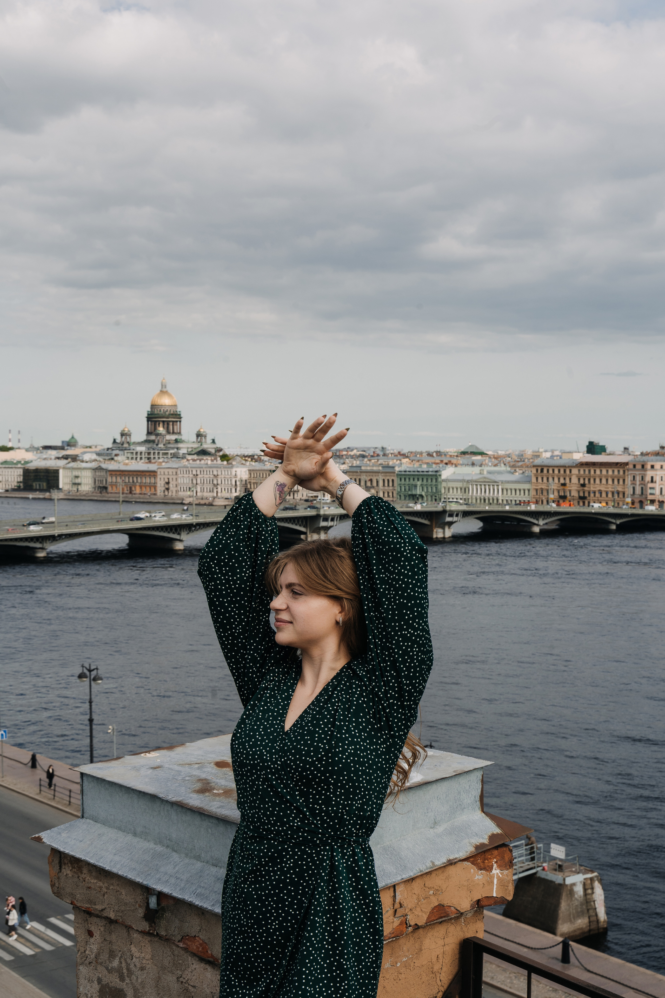 Ксения на Питерских крышах. Фотограф в Мурманске, Североморске и Санкт-Петербурге Валерия Козлова