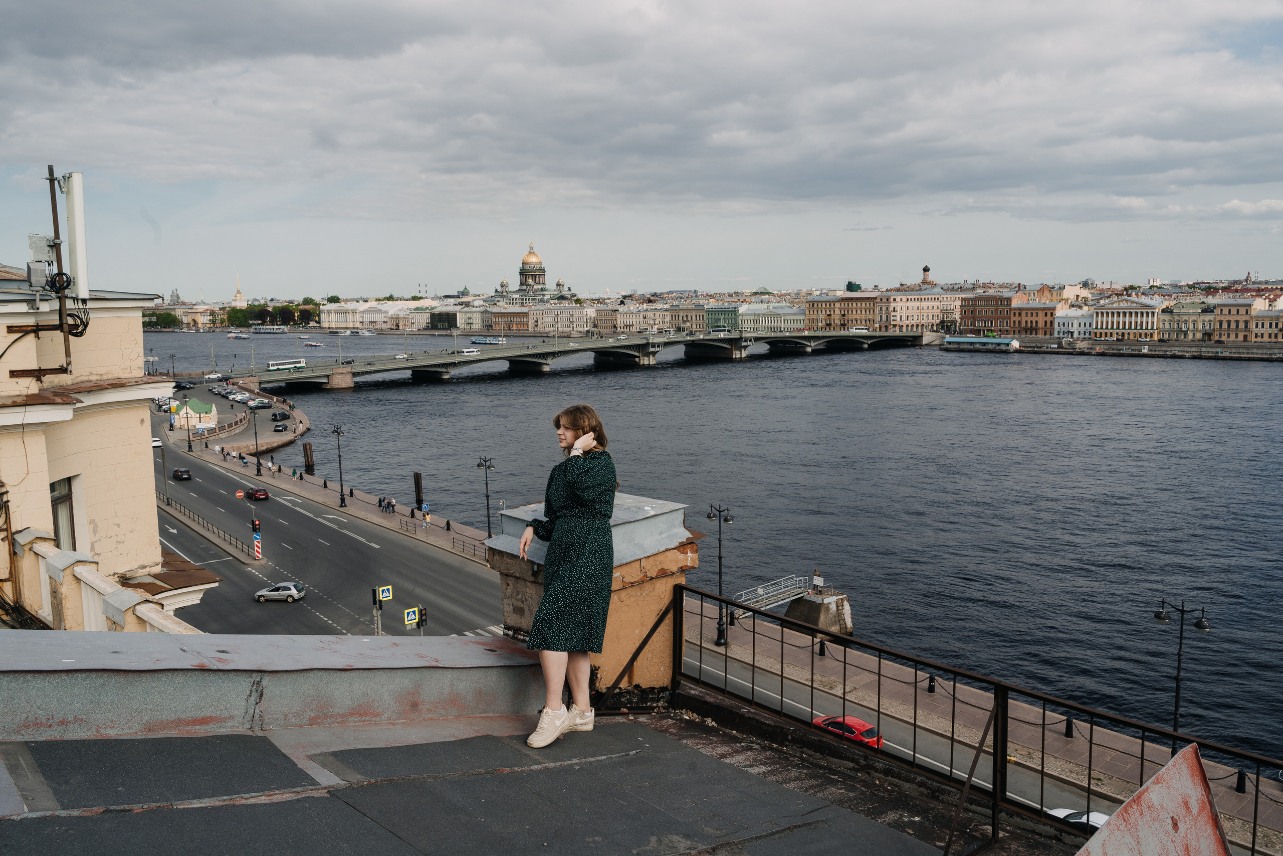 Ксения на Питерских крышах. Фотограф в Мурманске, Североморске и Санкт-Петербурге Валерия Козлова