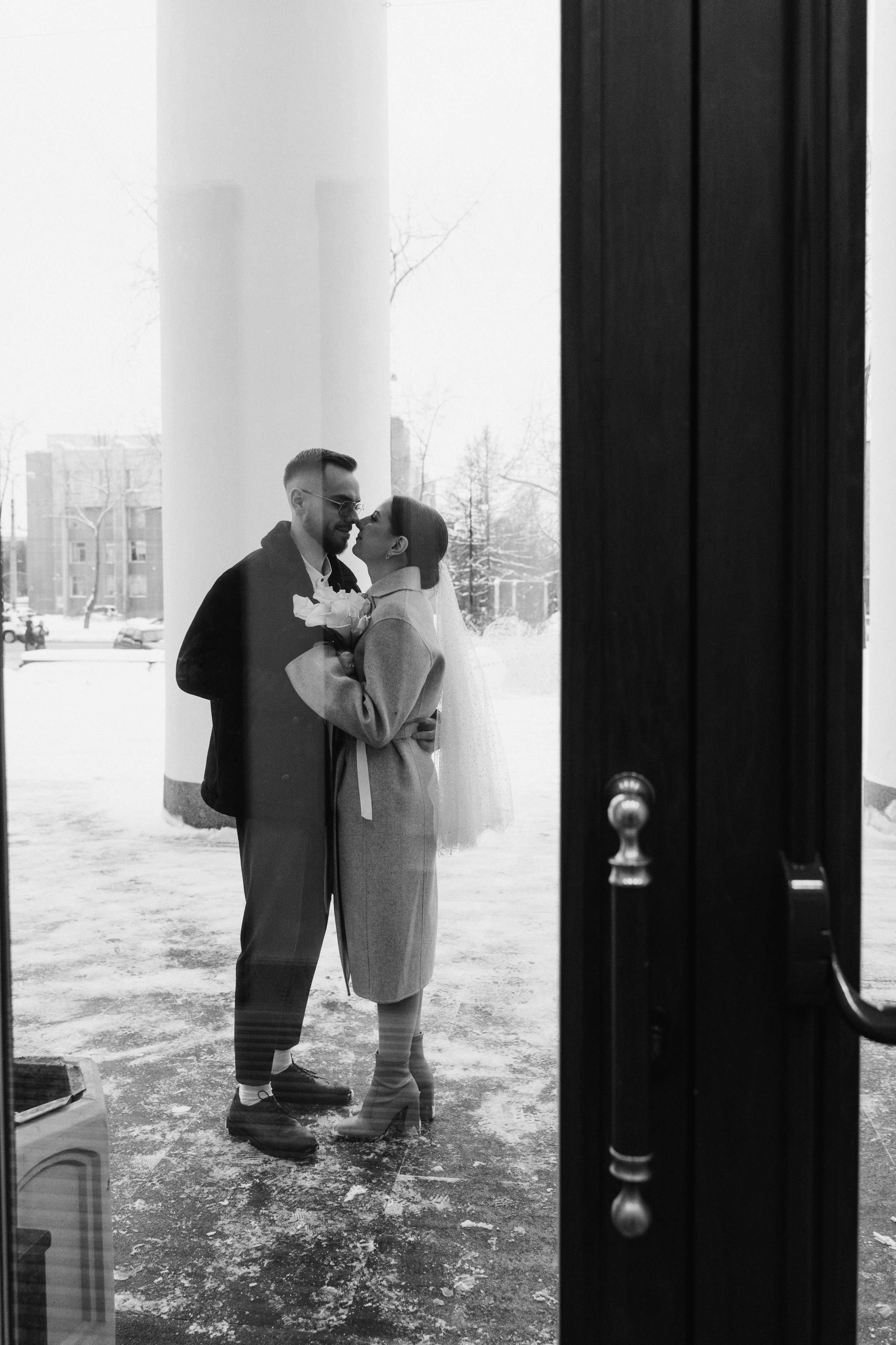 Полина, Кирилл и титановые кольца. Фотограф в Мурманске, Североморске и Санкт-Петербурге Валерия Козлова