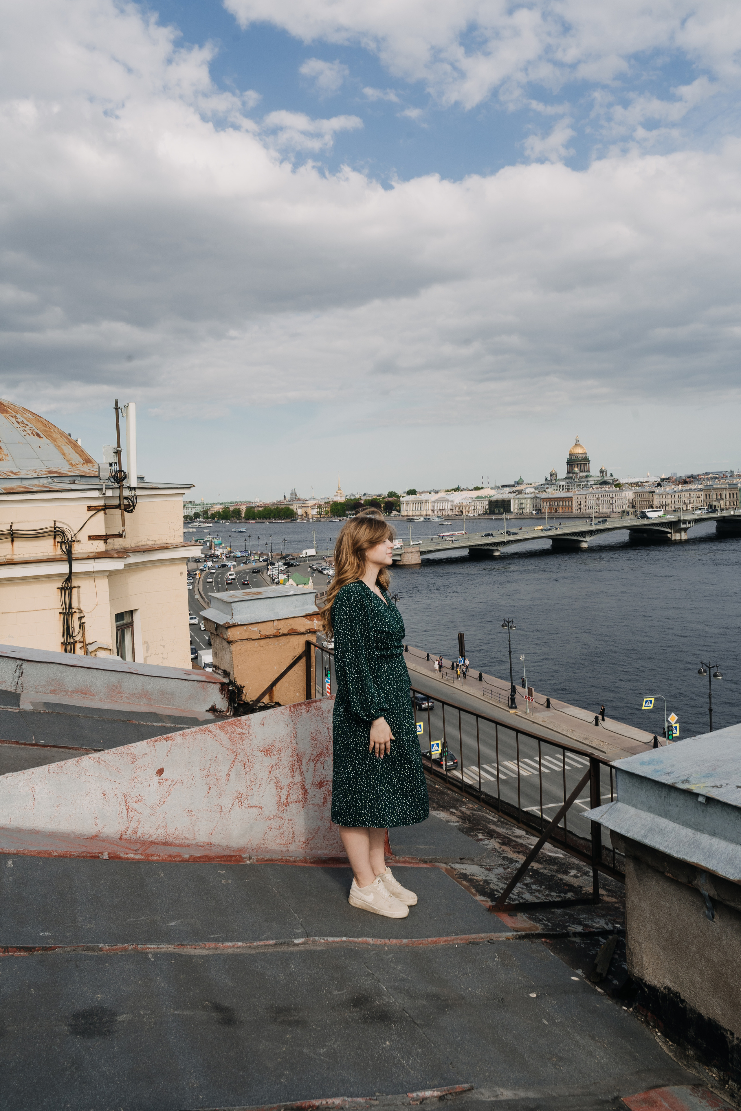 Ксения на Питерских крышах. Фотограф в Мурманске, Североморске и Санкт-Петербурге Валерия Козлова