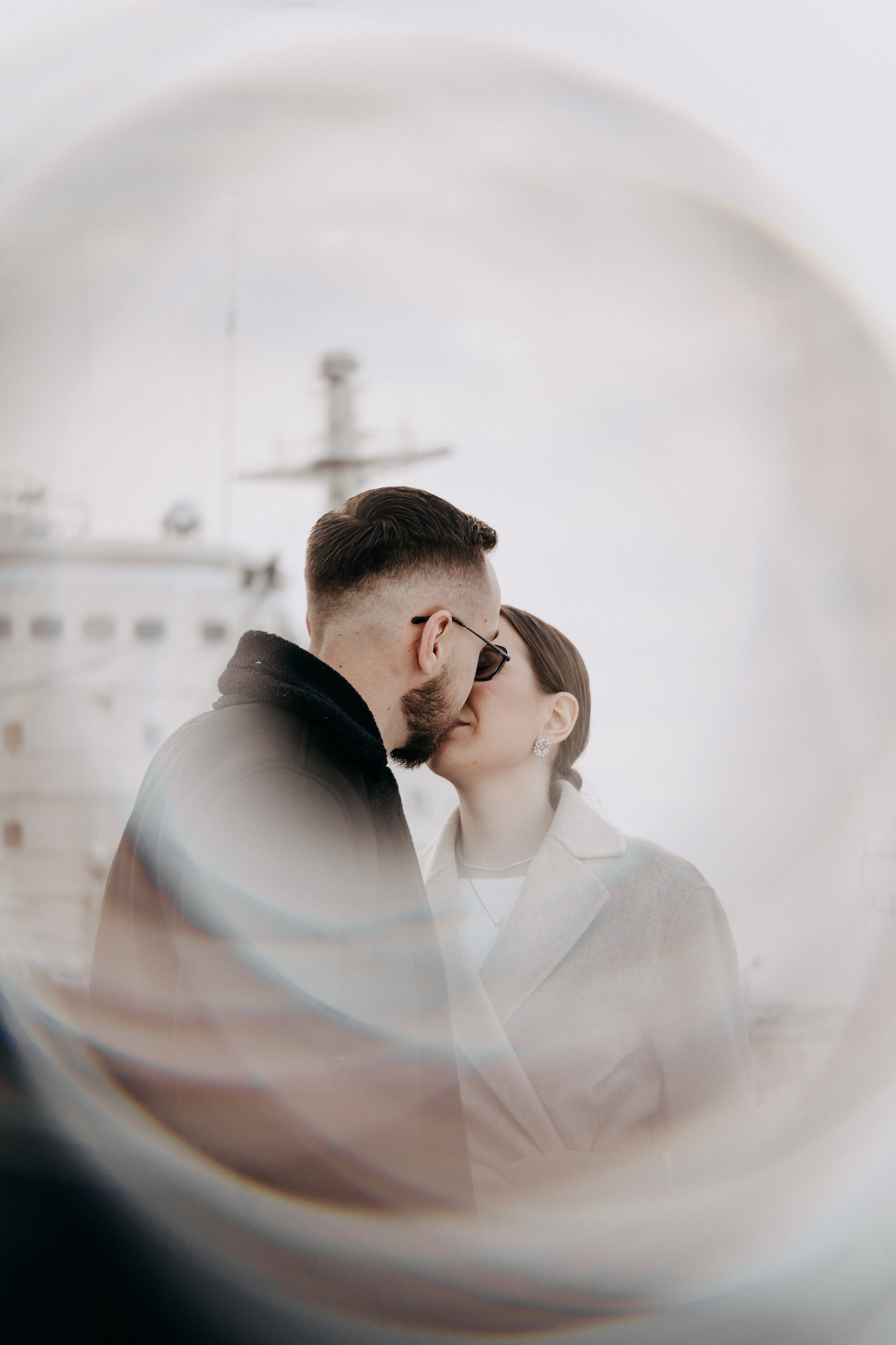 Полина, Кирилл и титановые кольца. Фотограф в Мурманске, Североморске и Санкт-Петербурге Валерия Козлова