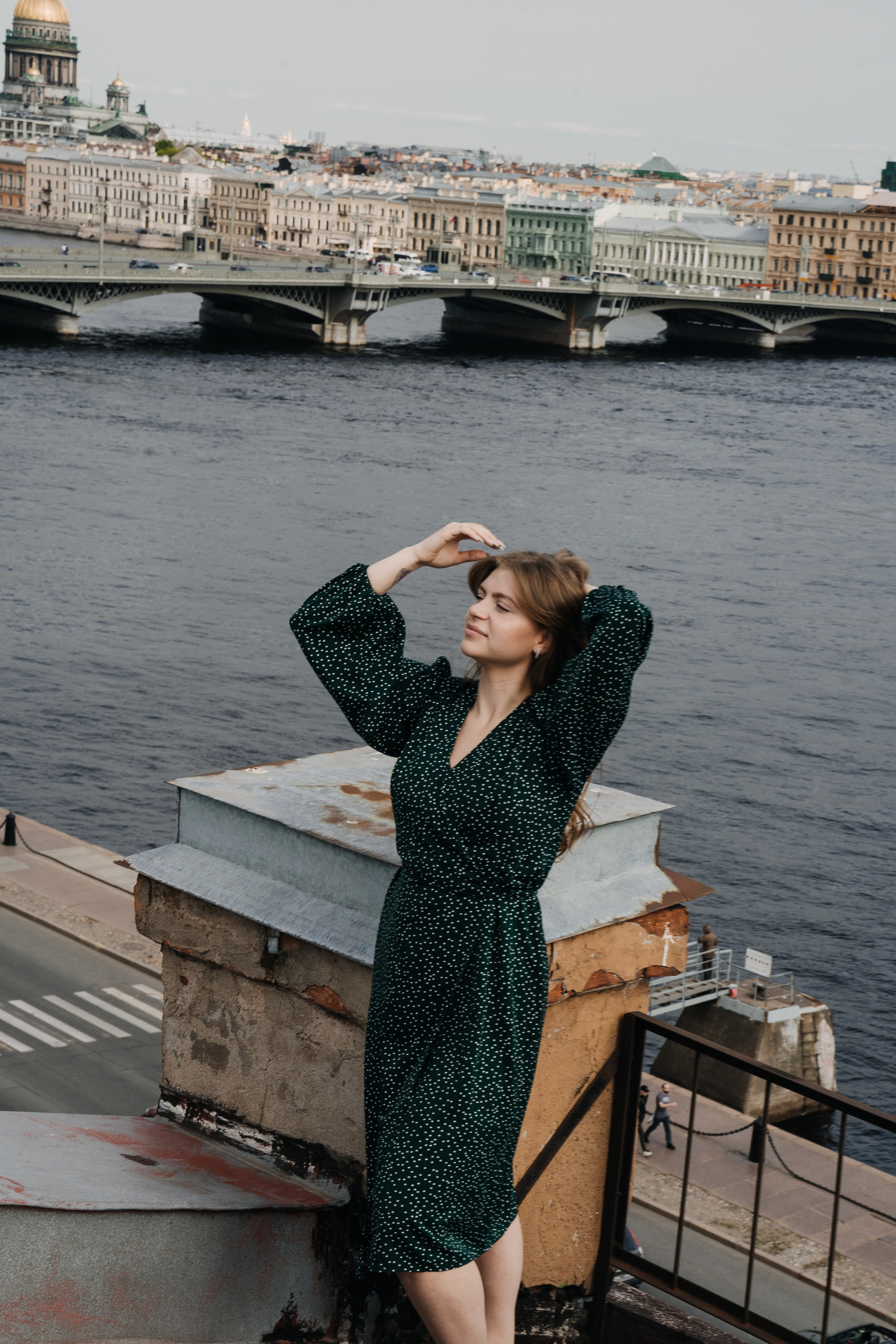 Ксения на Питерских крышах. Фотограф в Мурманске, Североморске и Санкт-Петербурге Валерия Козлова