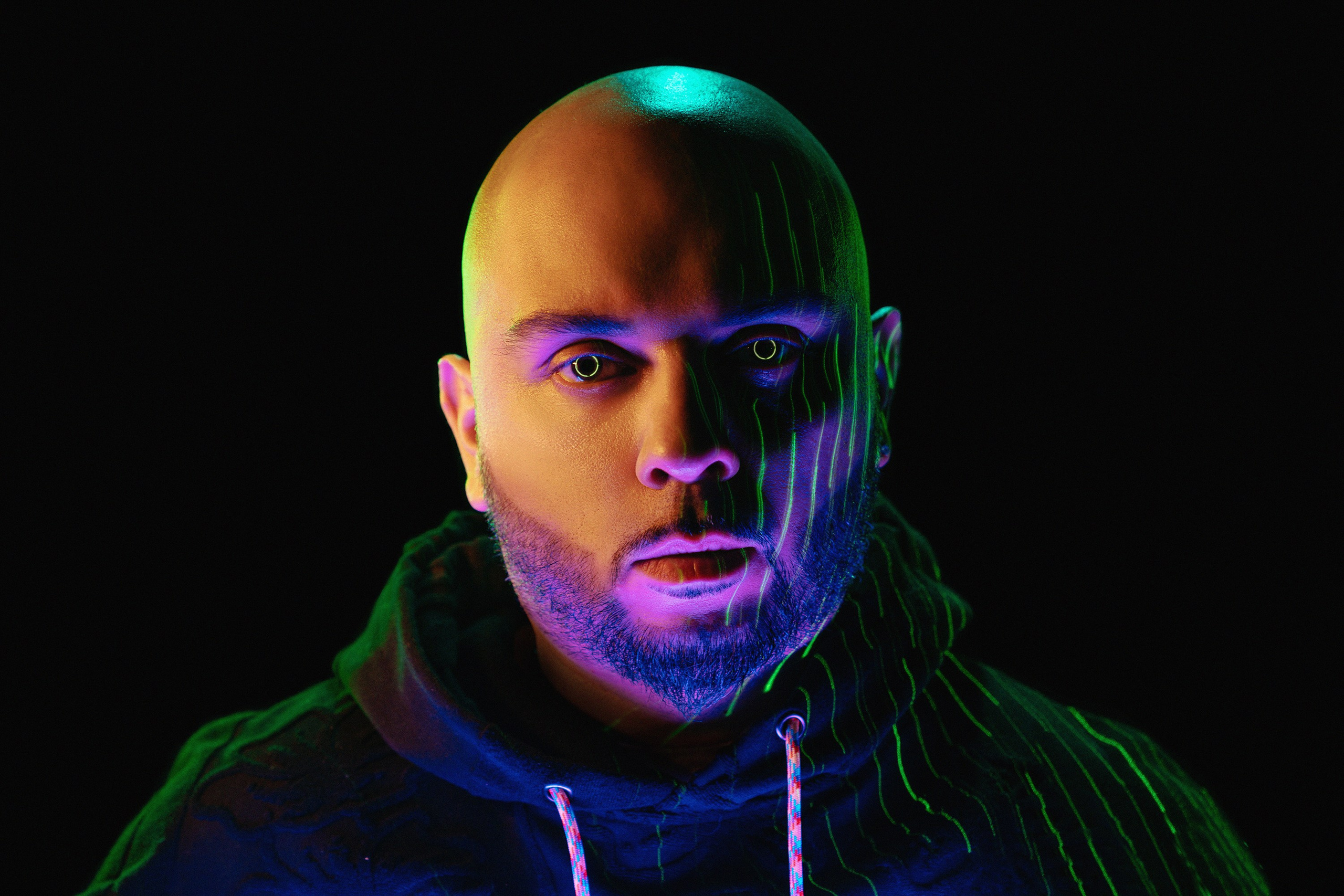 Рекламный фотограф в Москве Алексей Тверяков