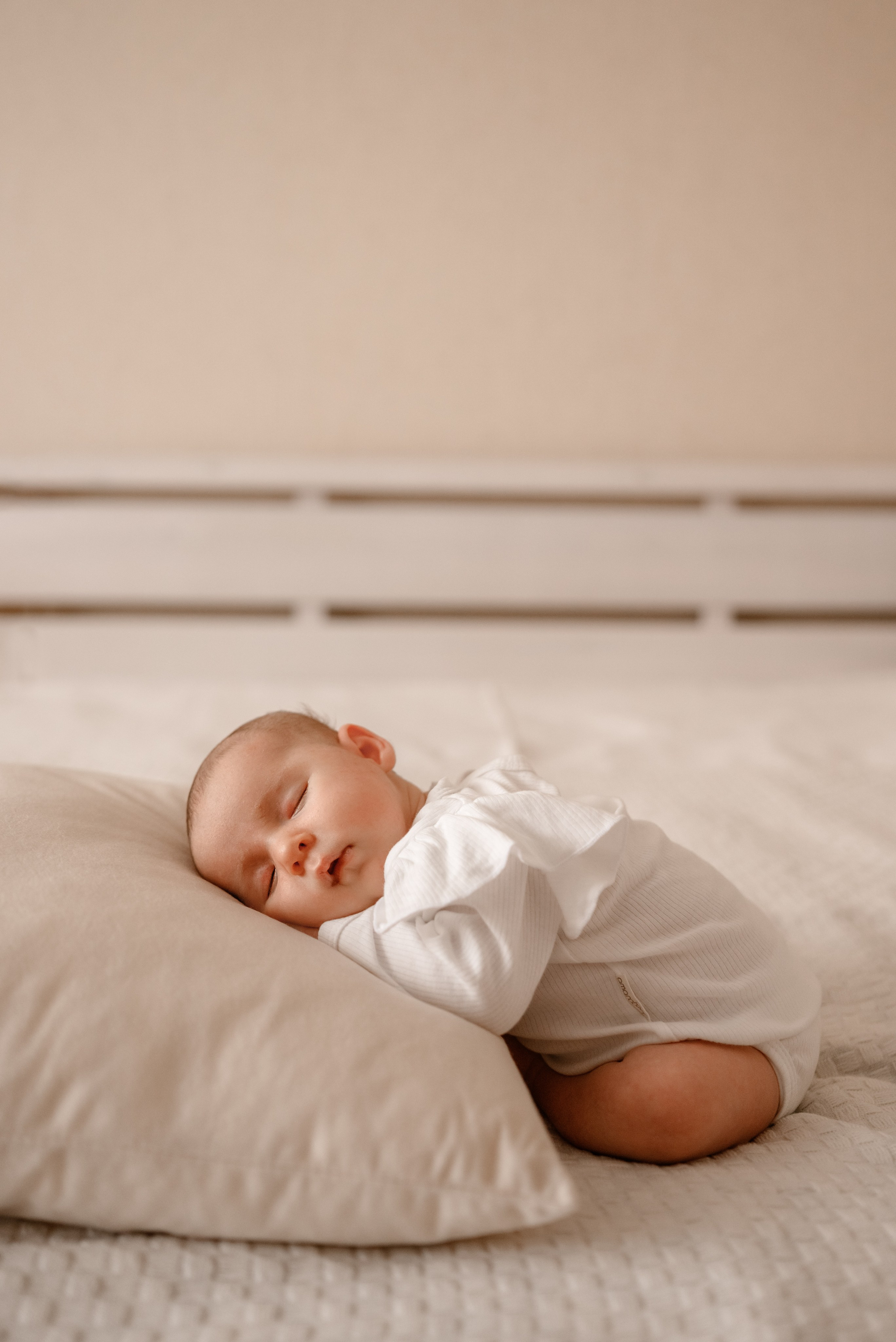 Фотосессия новорожденных Natural Simple. Семейный фотограф и фотограф новорожденных г. Солигорск Галина Демчук