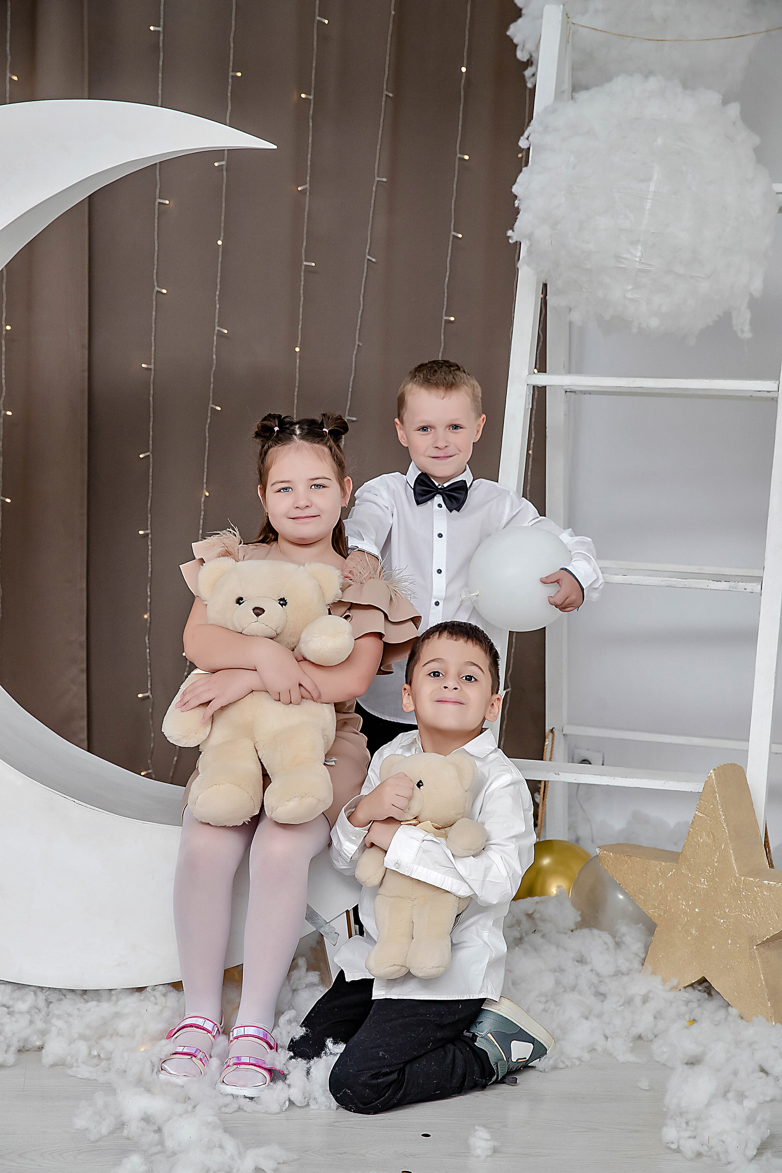 Выпускные (школьные) альбомы (книги) в Ростове-на-Дону. Современные Выпускные Альбомы в Ростове-на-Дону