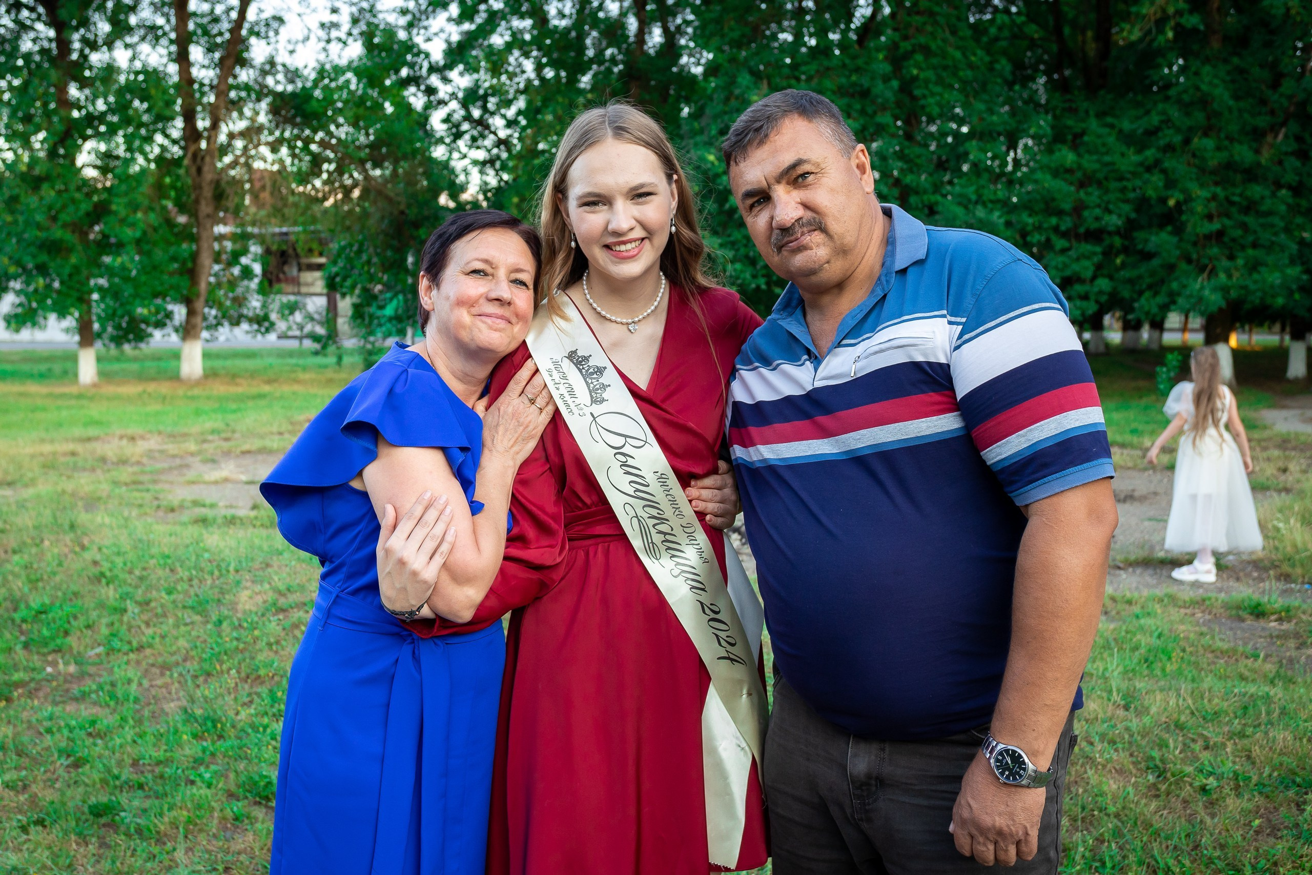 Вручение аттестата 2024 г. Выпускные альбомы Майкоп, Краснодар Елена Золотарева