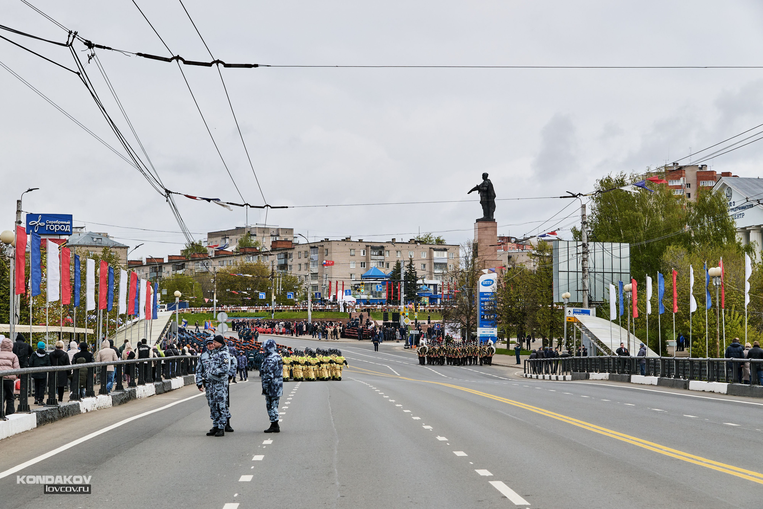 Парад в честь празднования День Победы 9 мая 2024 года в городе Иваново