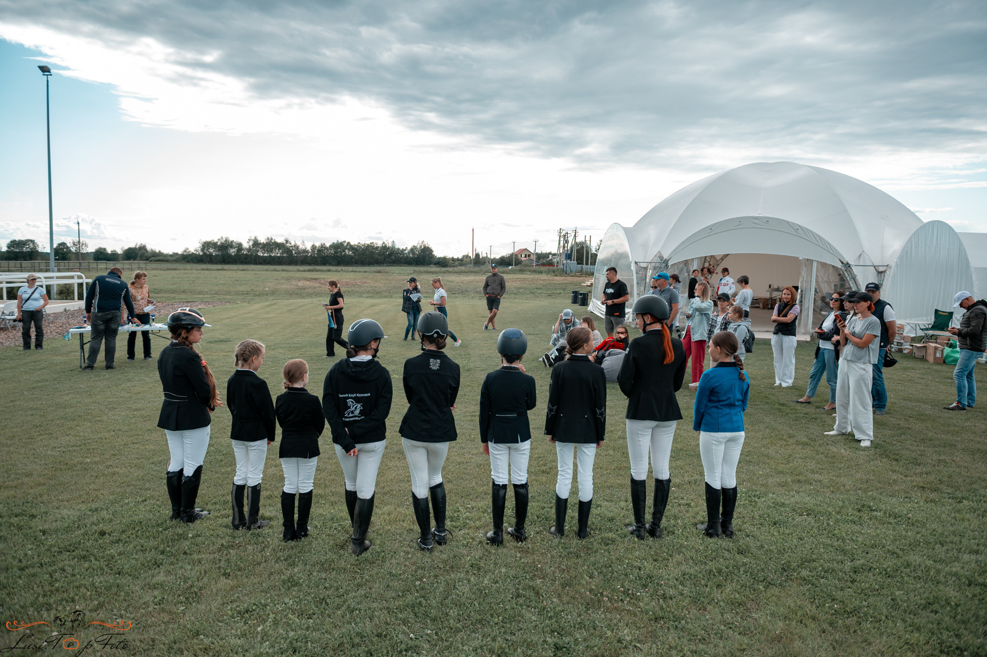 КК Equipark. Соревнования по выездке. Конный и фотограф с животными в Твери Топталова Люся