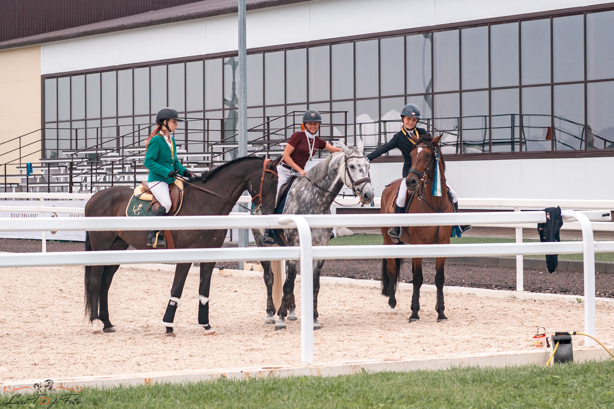 Конкур Equipark. Конный и фотограф с животными в Твери Топталова Люся