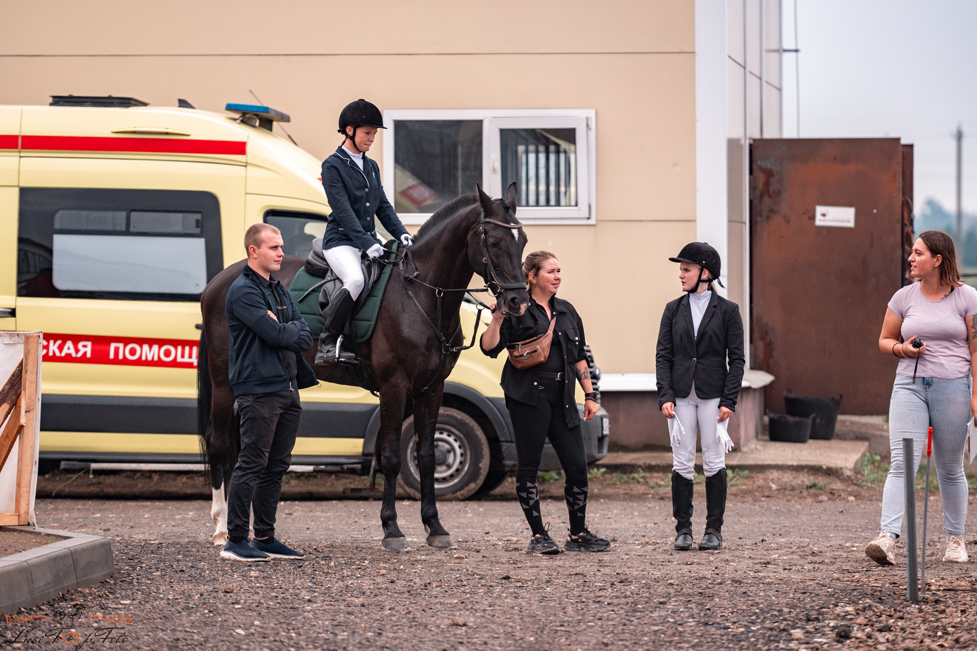 Конкур Equipark. Конный и фотограф с животными в Твери Топталова Люся