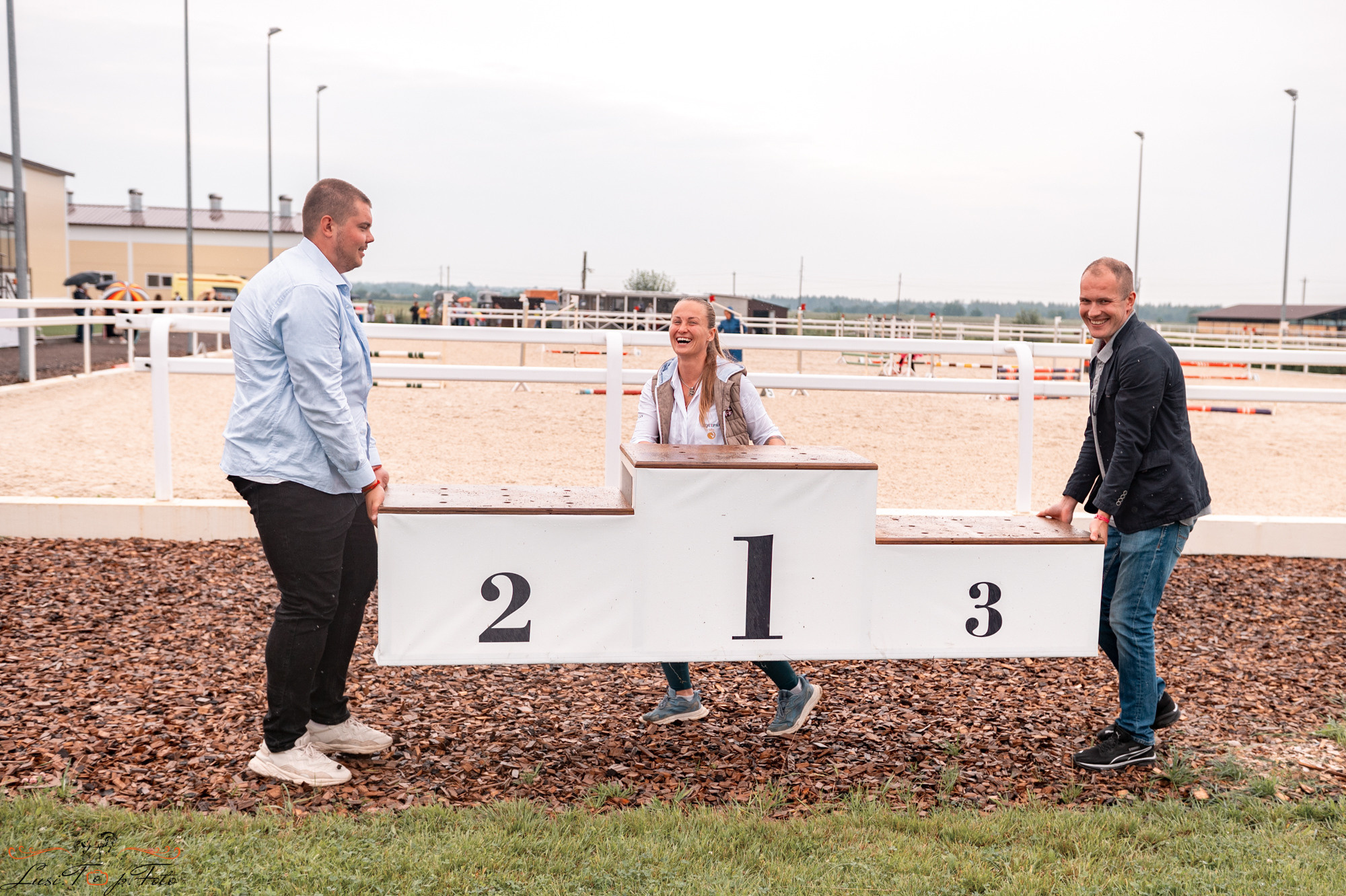 Конкур Equipark. Конный и фотограф с животными в Твери Топталова Люся