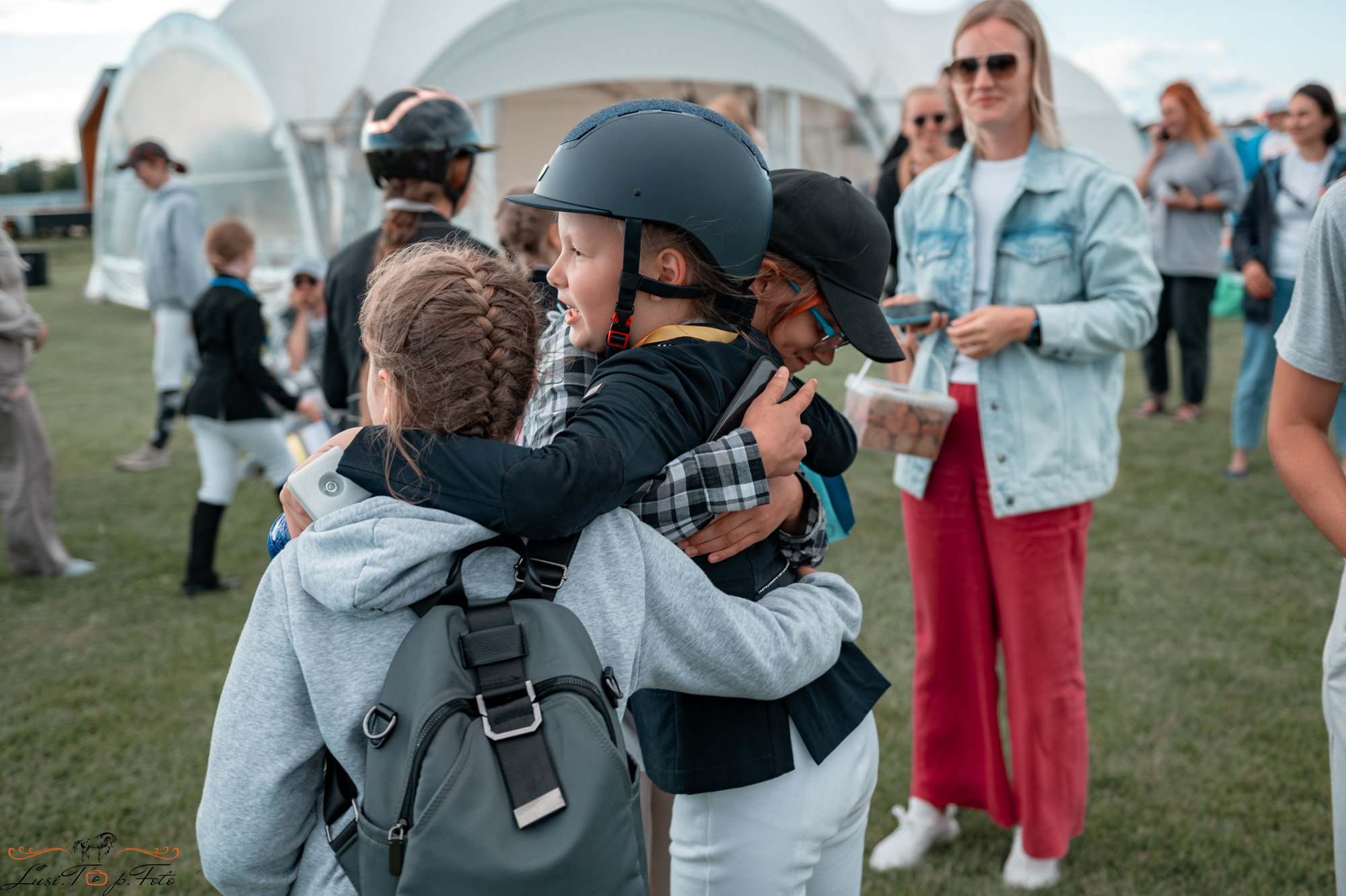 КК Equipark. Соревнования по выездке. Конный и фотограф с животными в Твери Топталова Люся