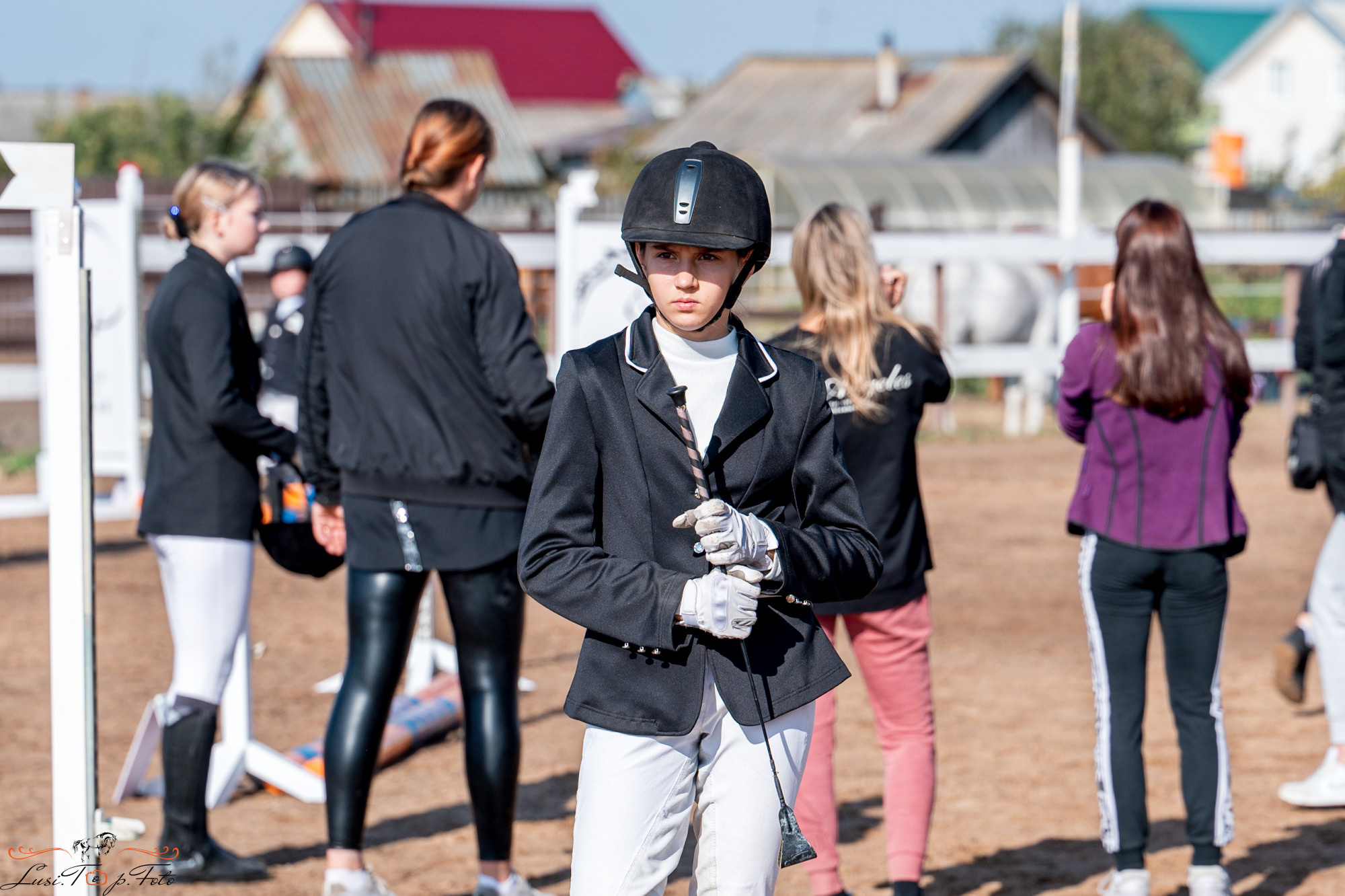 Осенний конкур в КК Резвая. Конный и фотограф с животными в Твери Топталова Люся