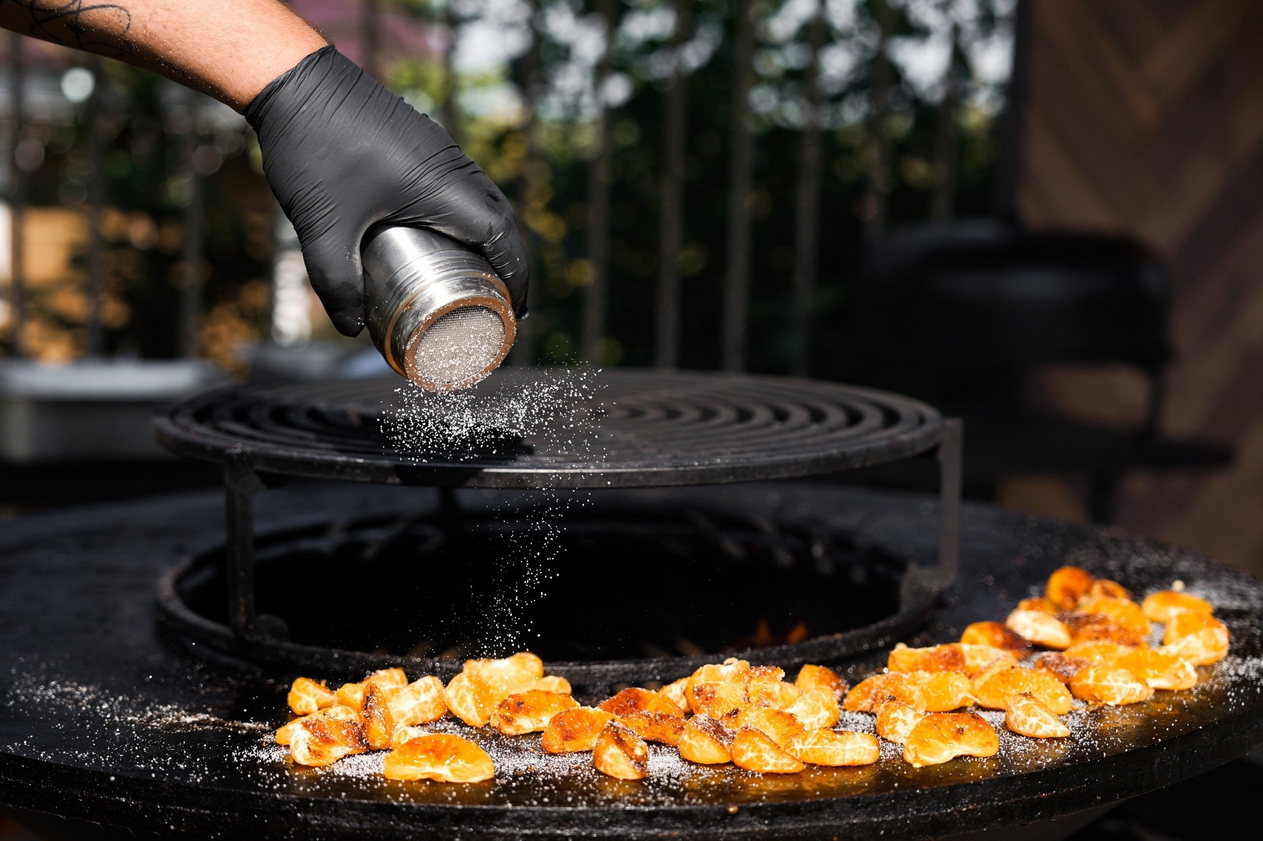 Мандарины фламбе с мороженым. Кейтеринг Royal Catering | По Москве и Московской области организуем р