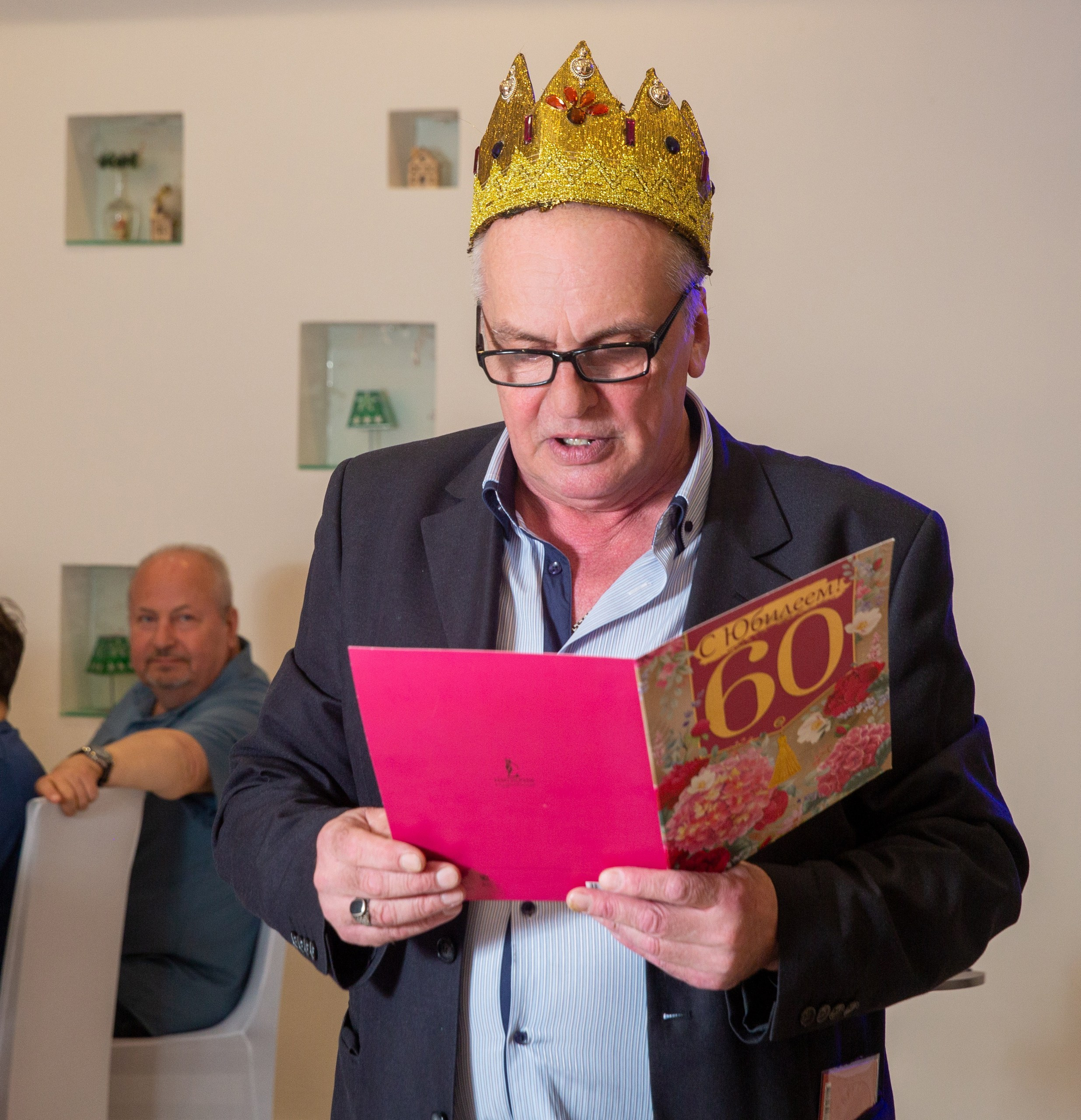 Юбилей Кафе Белая ворона 23,05,25. Фотограф для маркетплейсов Михаил Бове