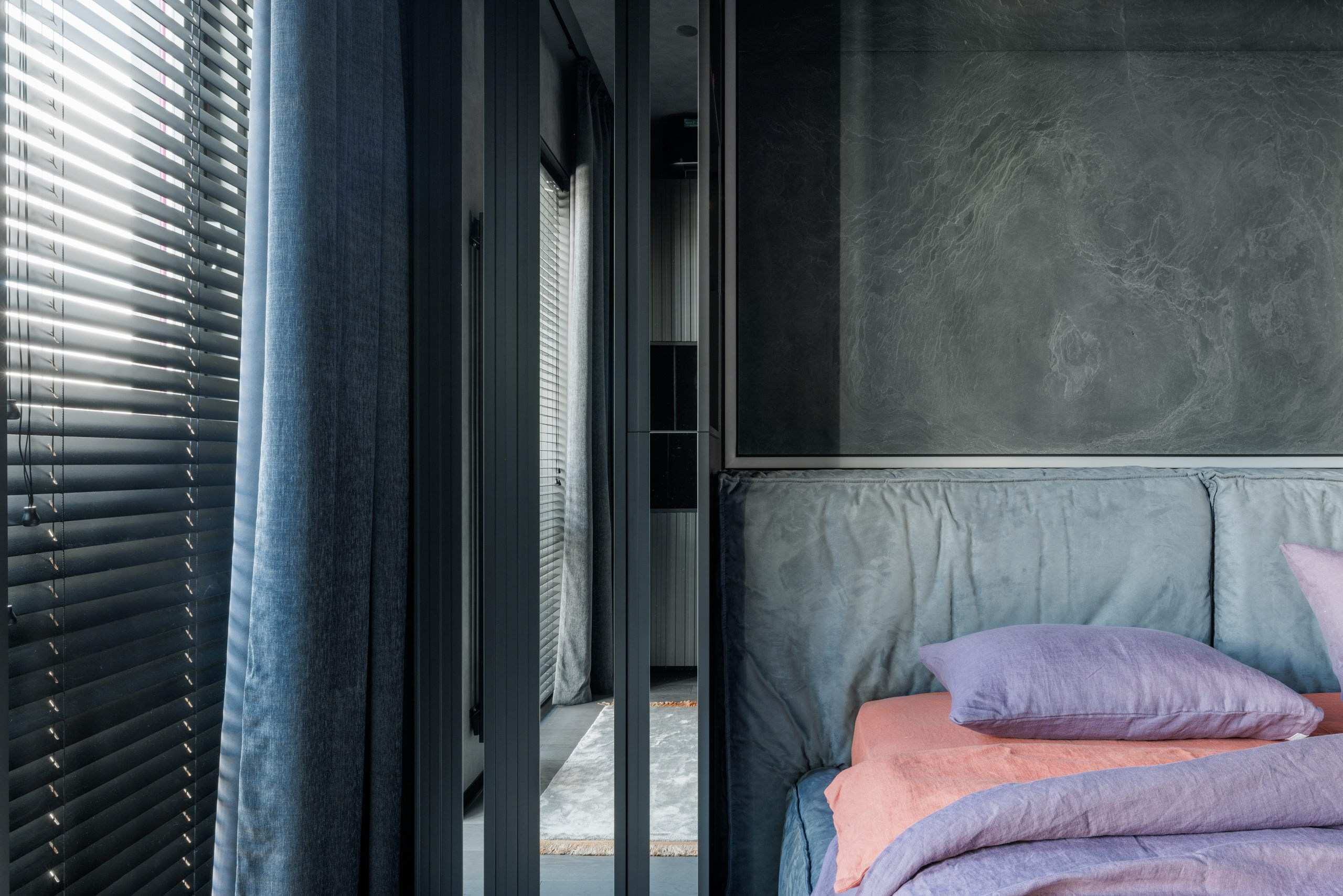 Неоновая квартира в ЖК "Мостман"Интерьерный фотограф Коваль Илья. Коваль Илья — Интерьерный и архитектурный фотограф