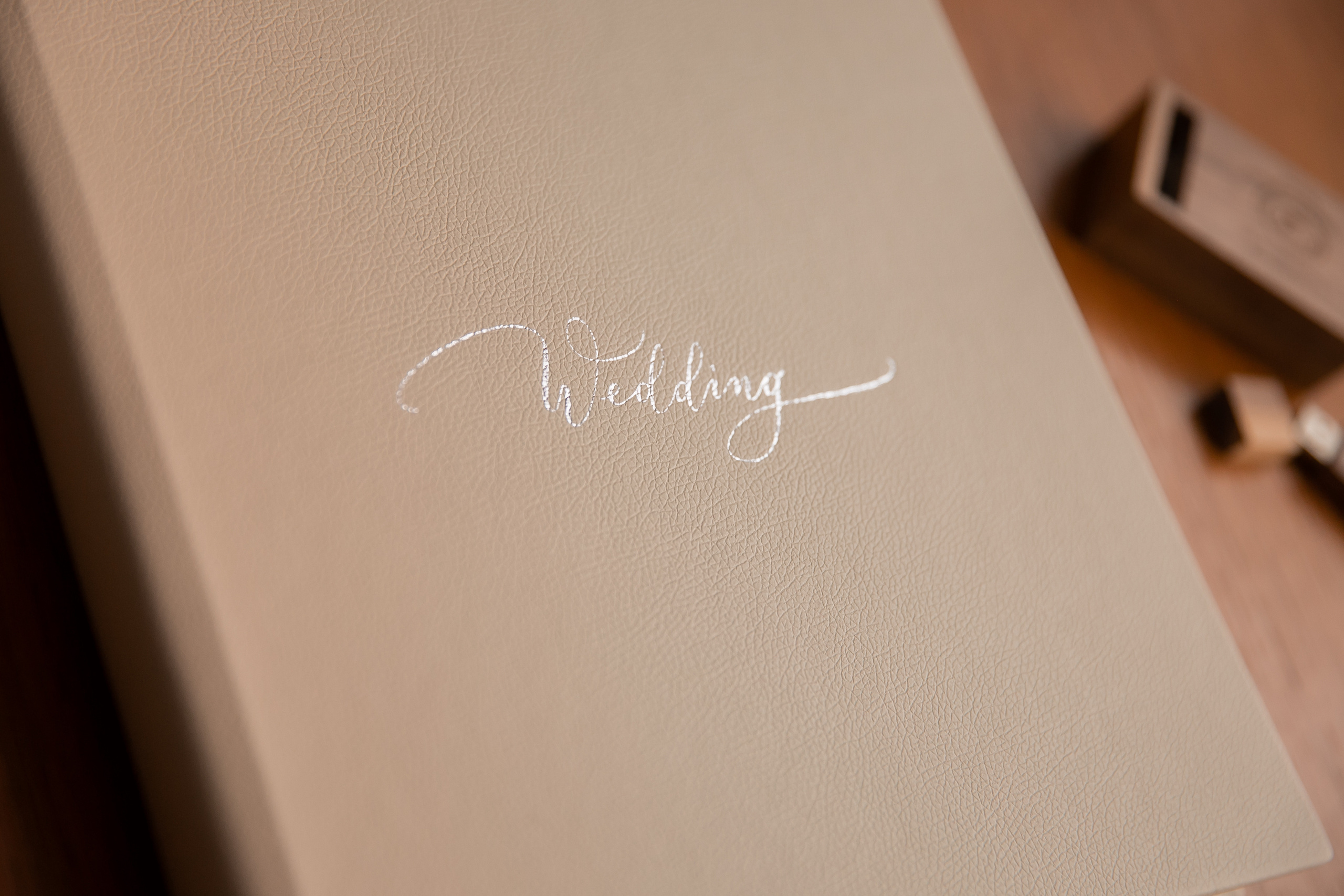 Свадебные фотокниги. Семейный фотограф в Москве Владимир Васильев