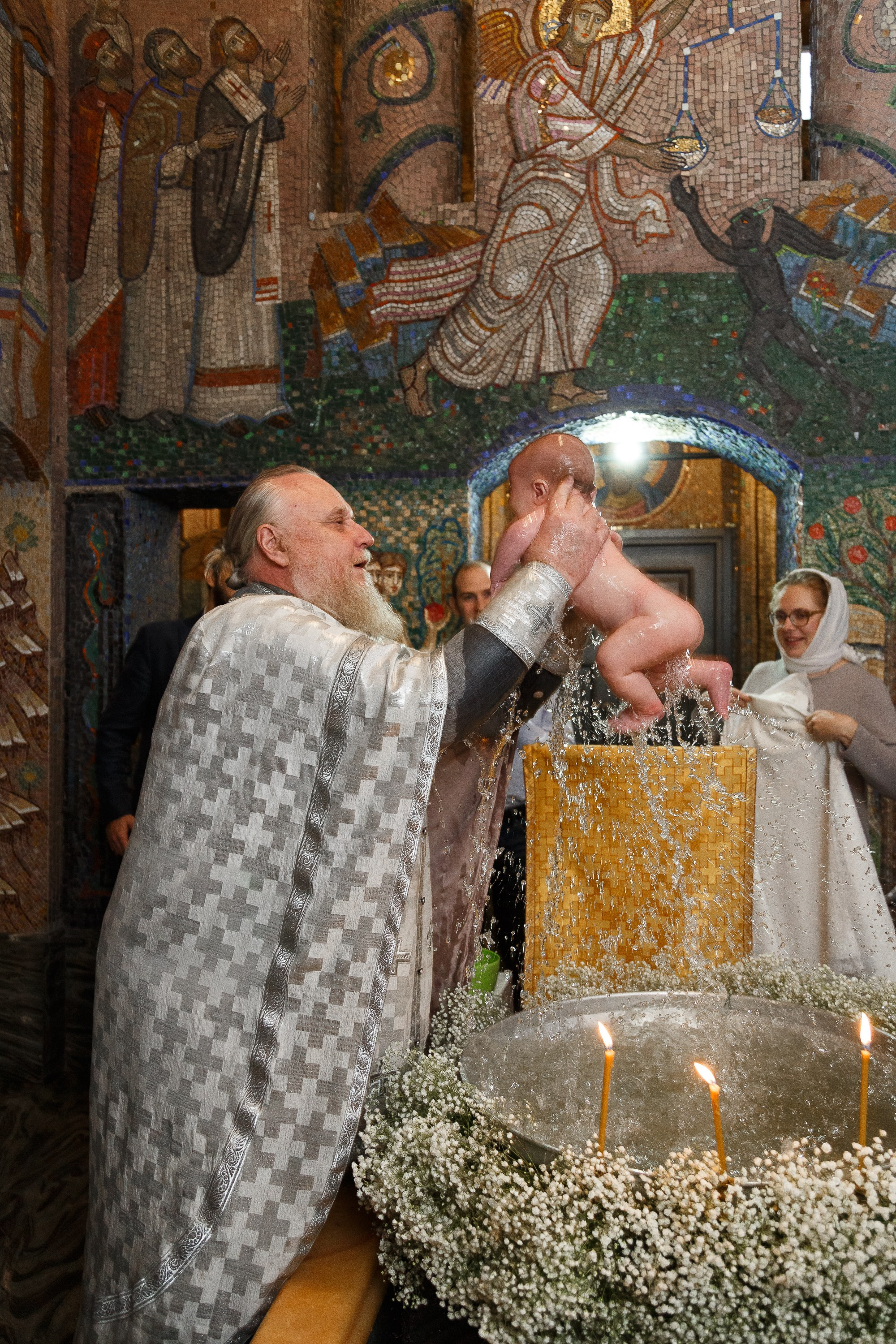 Крещение в храме Благовещения Пресвятой Богородицы