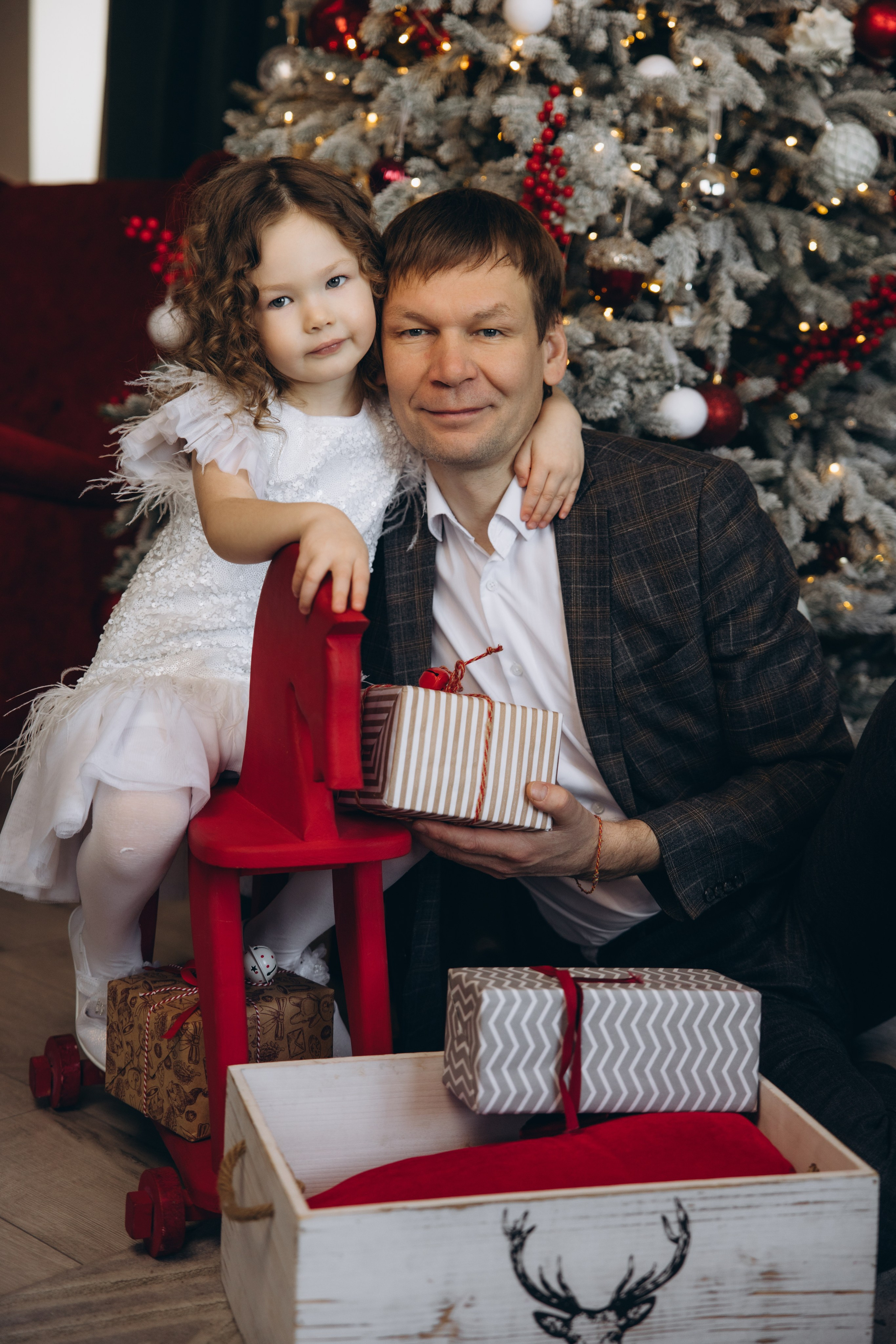 В фотостудии Луна. Свадебный, семейный фотограф в Иркутске Светлана Макаричева