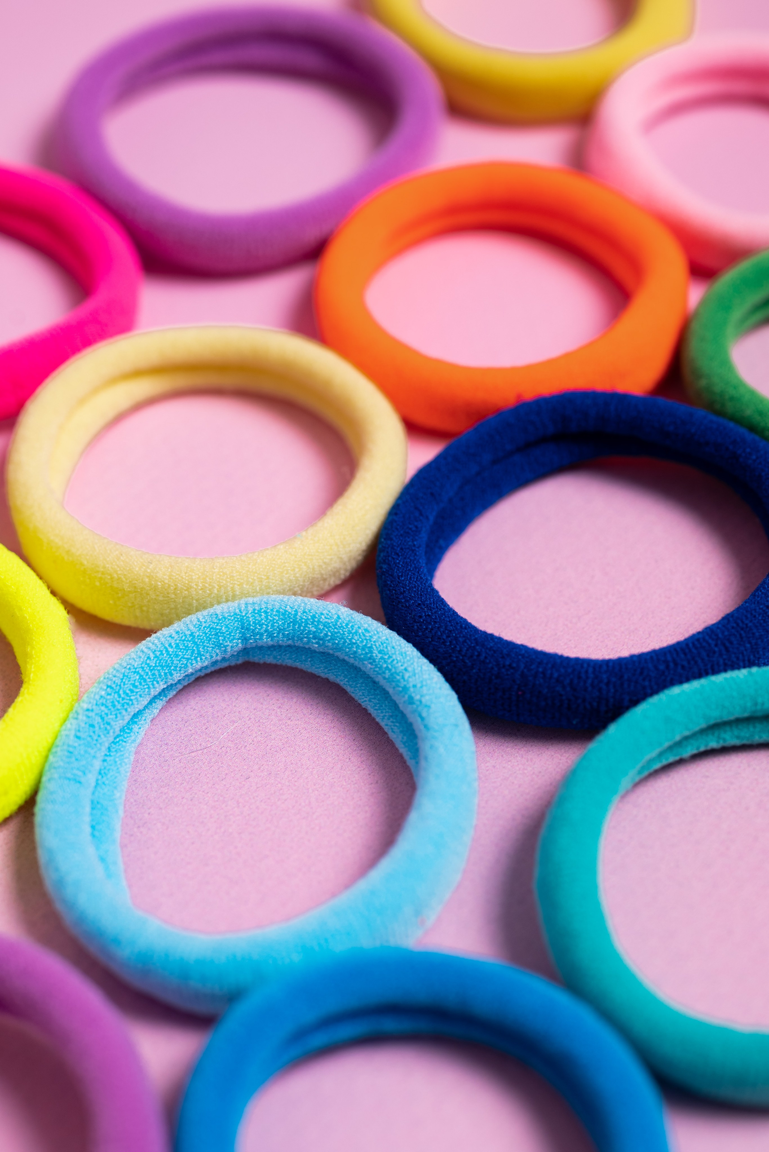 Резинки для волос. Предметный фотограф, фото для маркетплейсов Пятигорск, КМВ