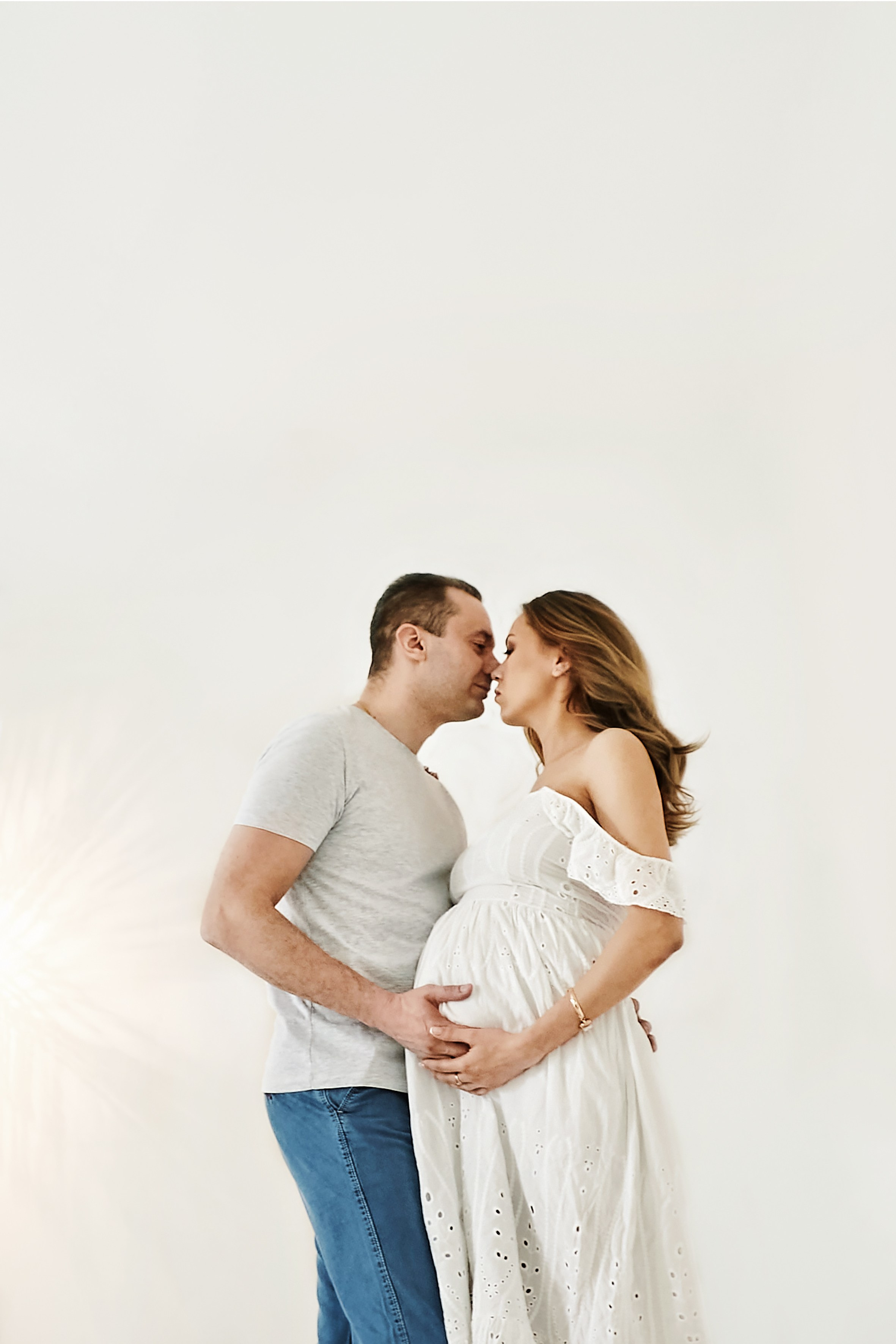 Фотосессия беременности — стильное фото в «Миллион Портретов»