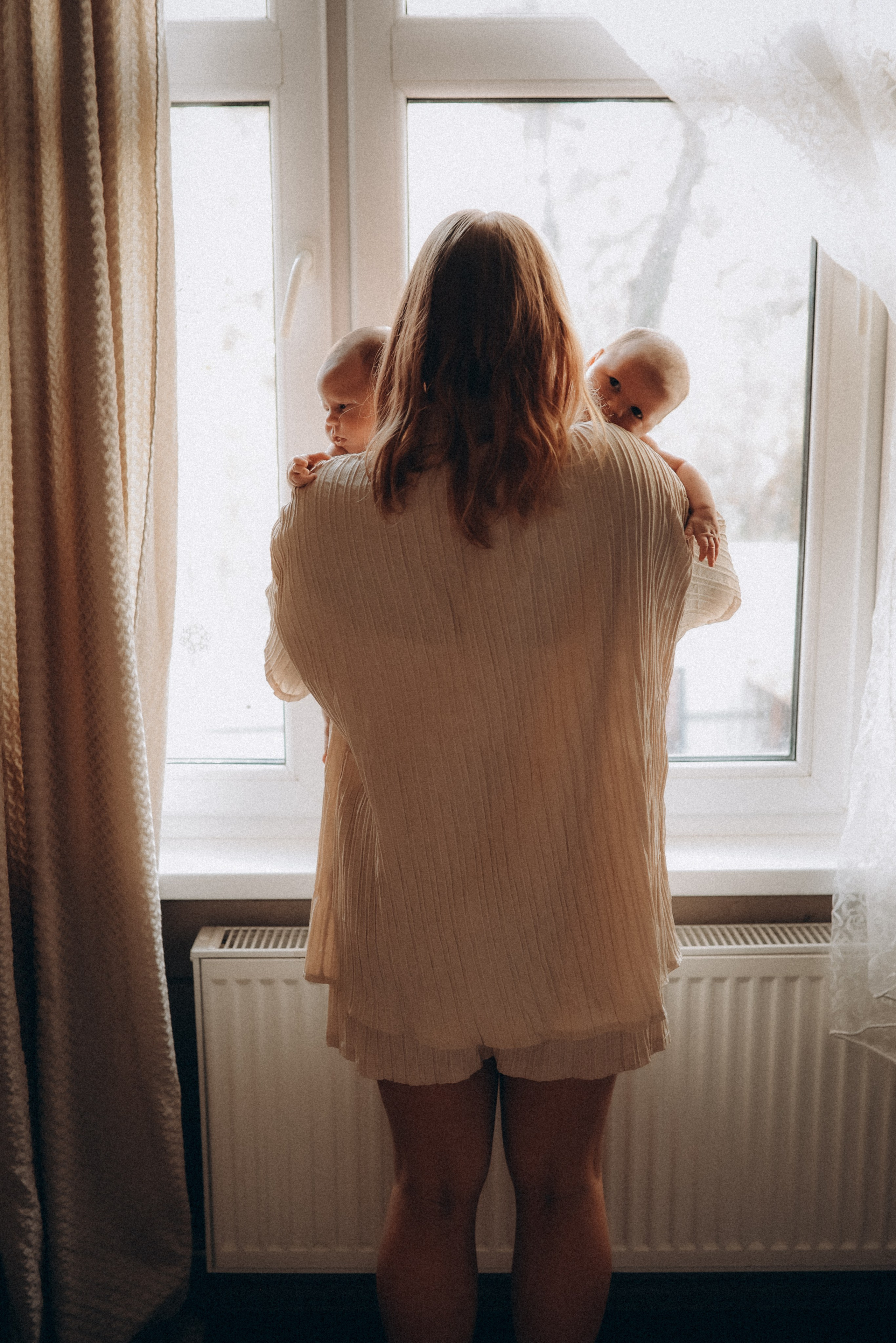 Крошки Василиса и Сонечка. Семейный фотограф в Москве и Люберцах Юлия Гуськова