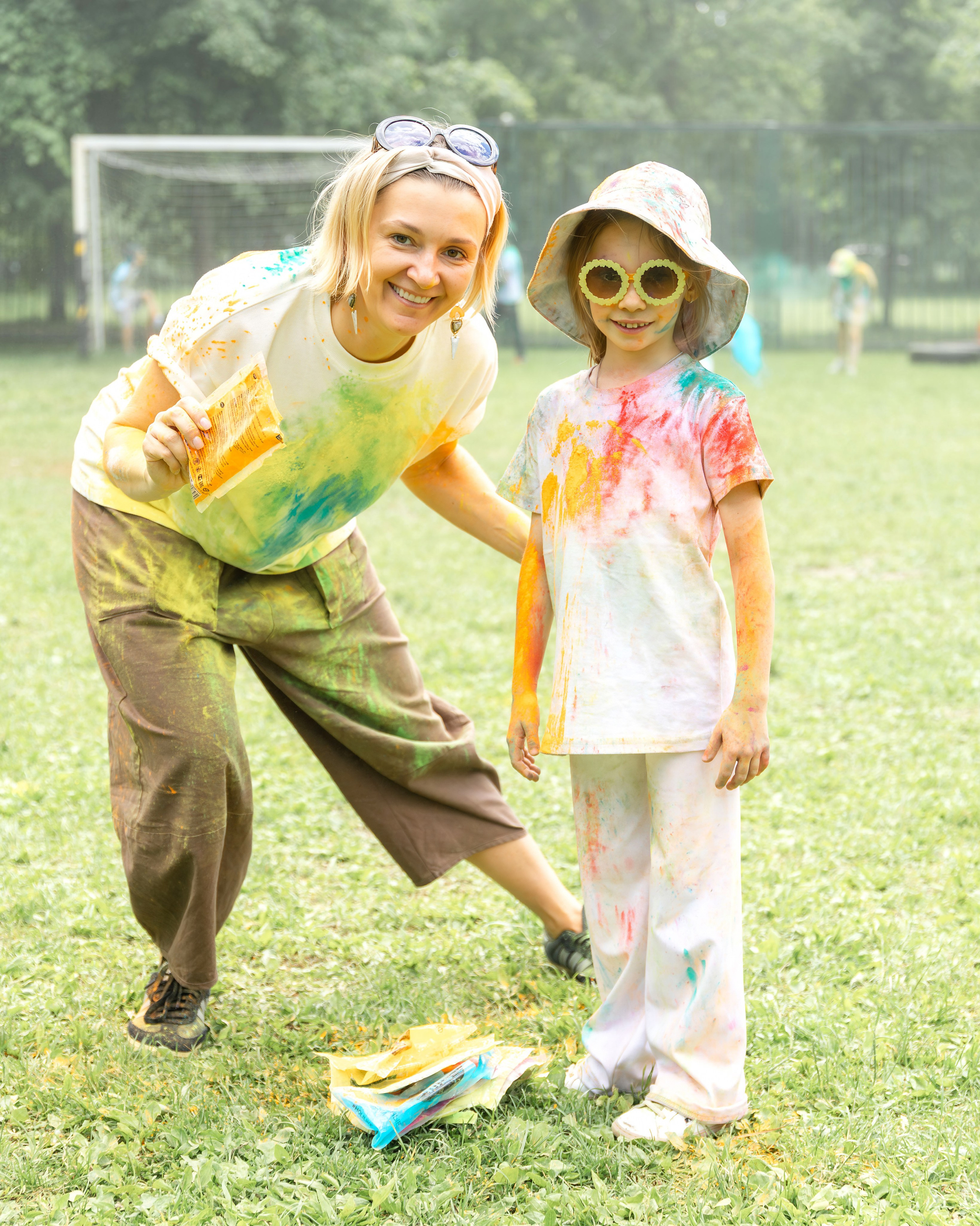 The International School of Moscow. Color Day. Выпускные альбомы для школы и детского сада — школьный фотограф Подольск, Троицк, Щербинка, Москва