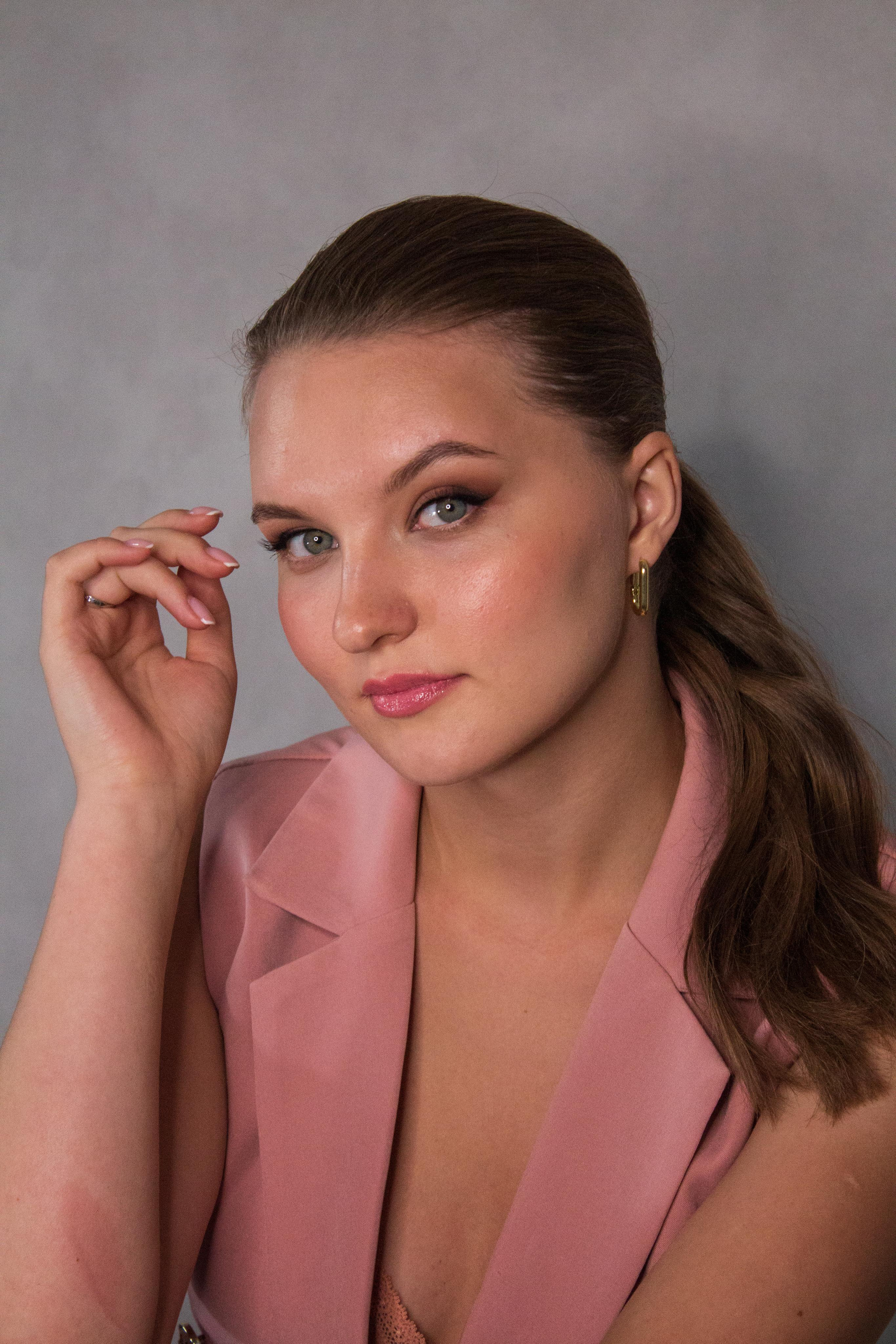 Бьюти-съемка Альбины. Фотограф для вас и вашего бизнеса в Москве Альбина Никифоров