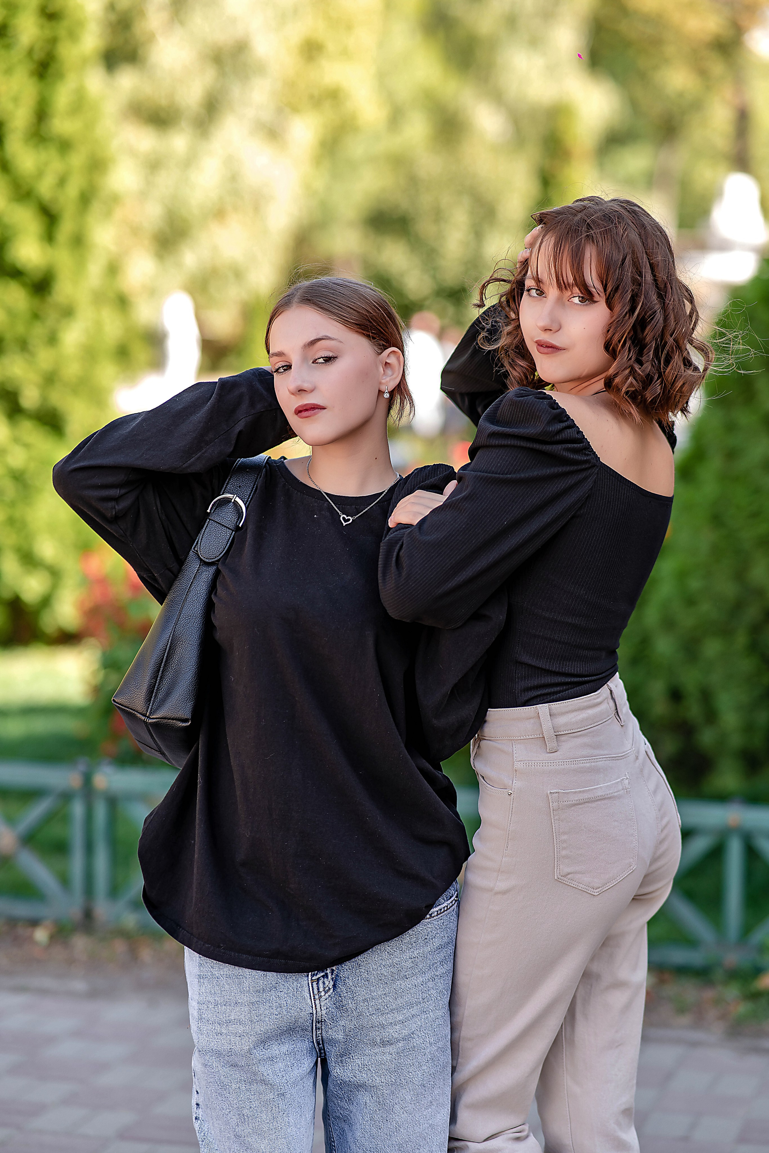 Выпускные (школьные) альбомы (книги) в Ростове-на-Дону. Современные Выпускные Альбомы в Ростове-на-Дону