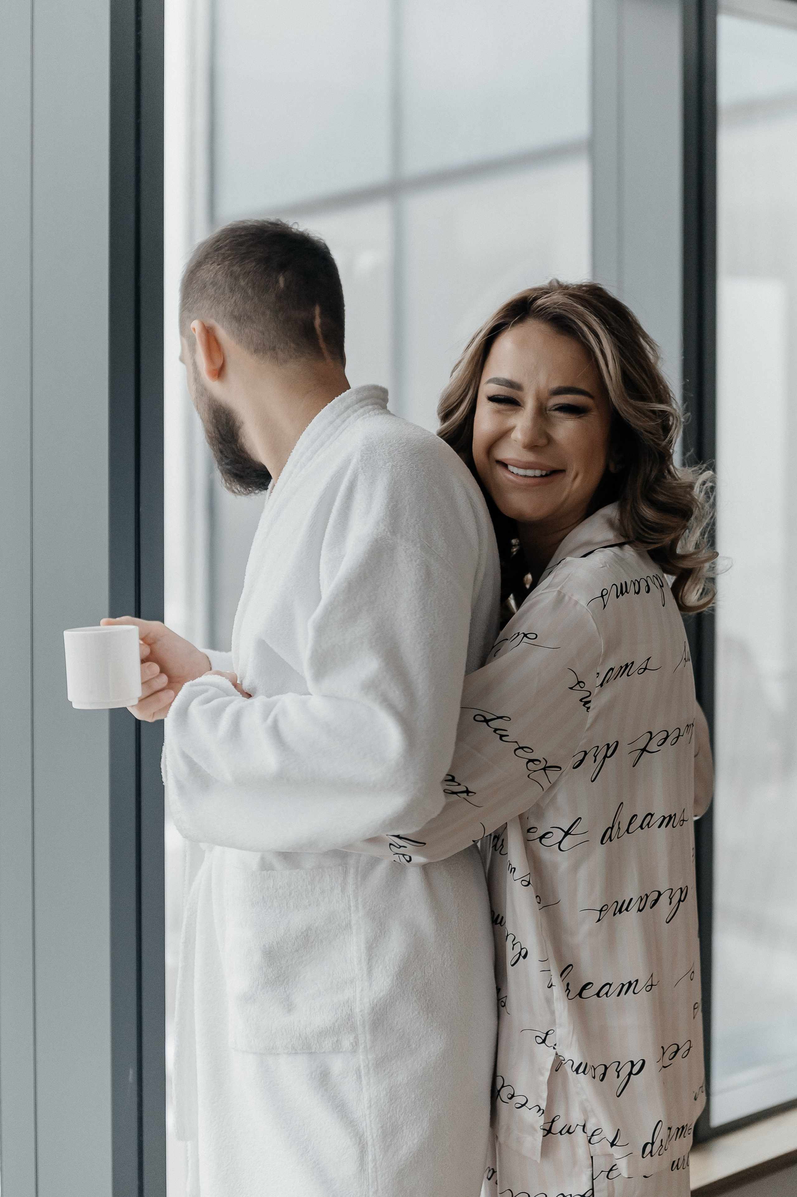 Свадебные сборы в Radisson Blu Olimpiyskiy. Свадебный фотограф Москва — Сергей и Татьяна