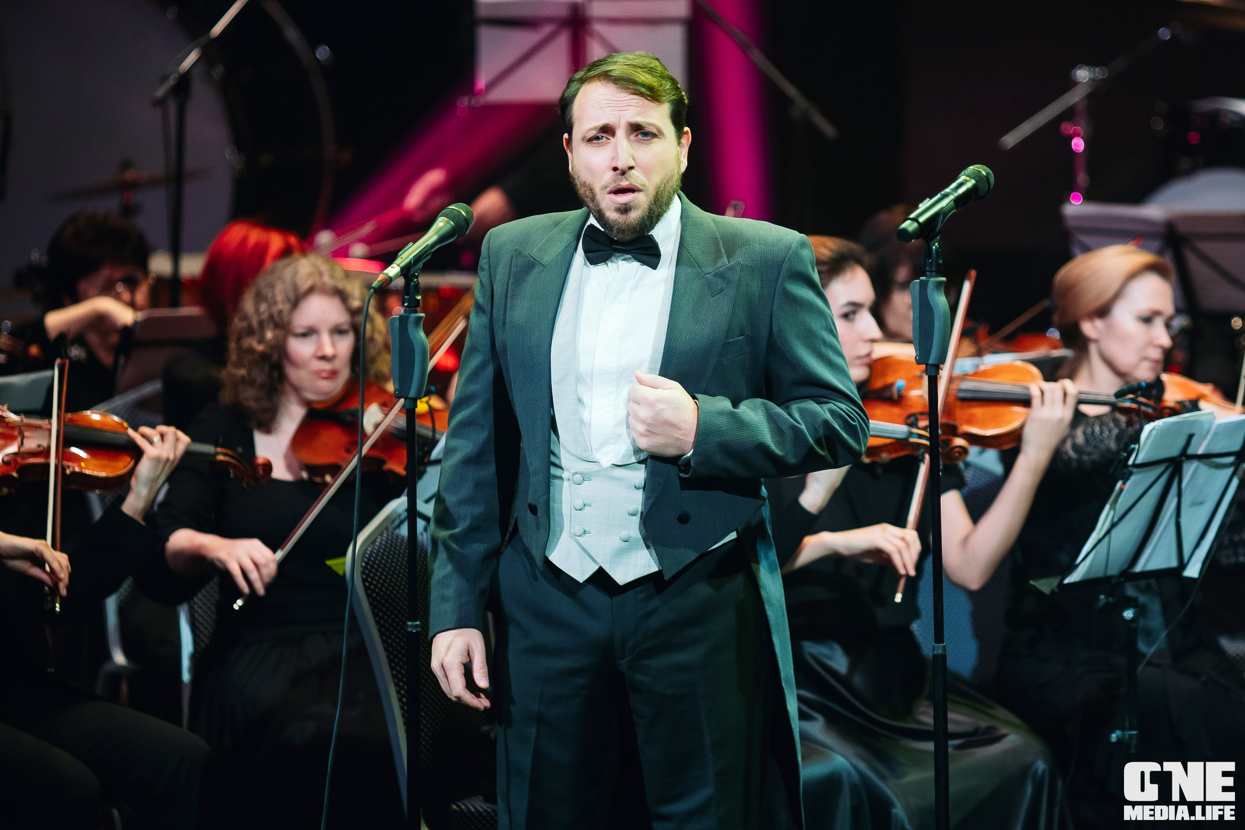 Концерт 8 марта в Янтарь холл. One Media Life: фоторепортажи, фотоотчеты с мероприятий и заведений