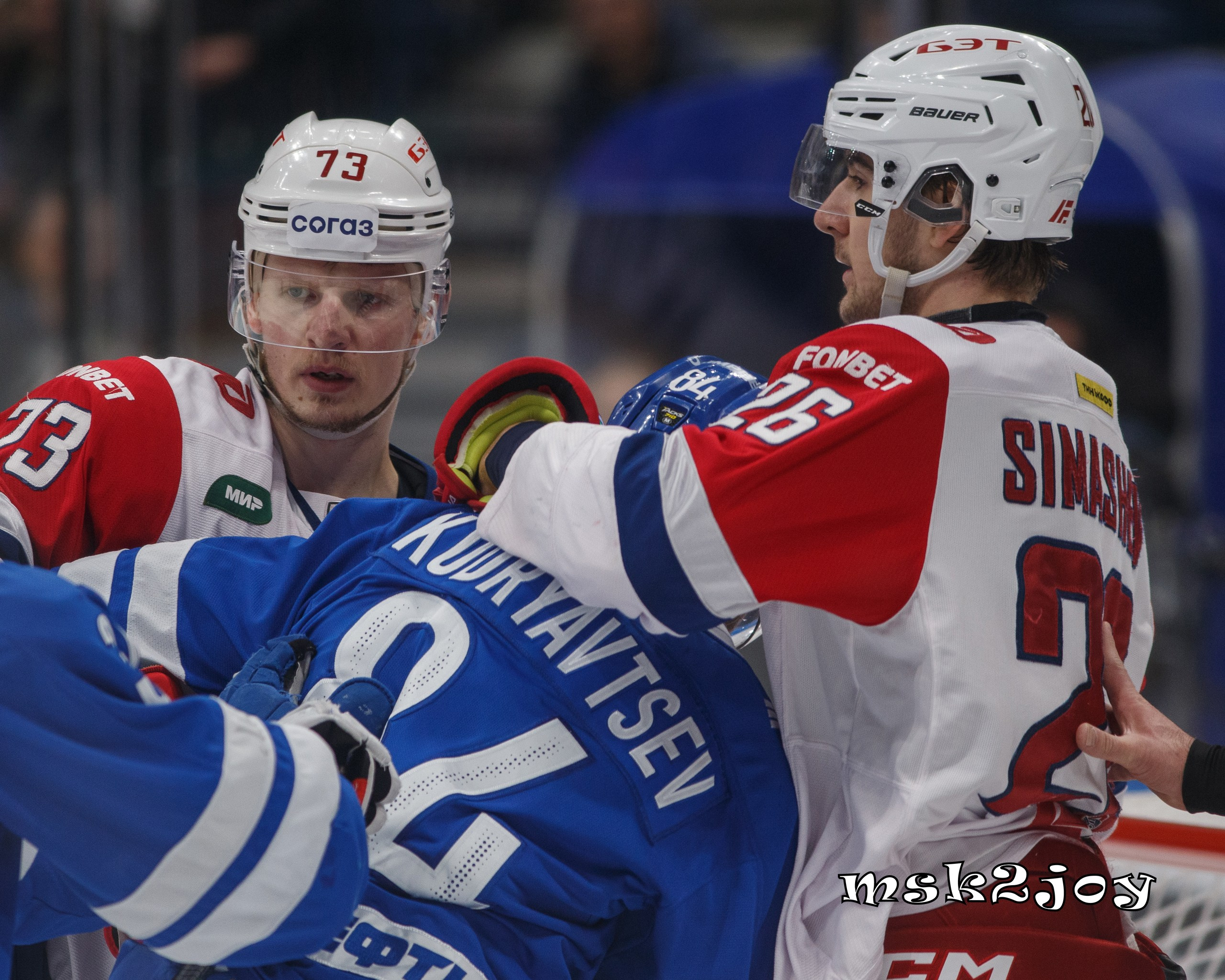 Фоторепортаж. КХЛ. «Динамо» (Москва) — «Локомотив» (Ярославль). Михаил Тоцкий портретный и репортажный фотограф в Москве