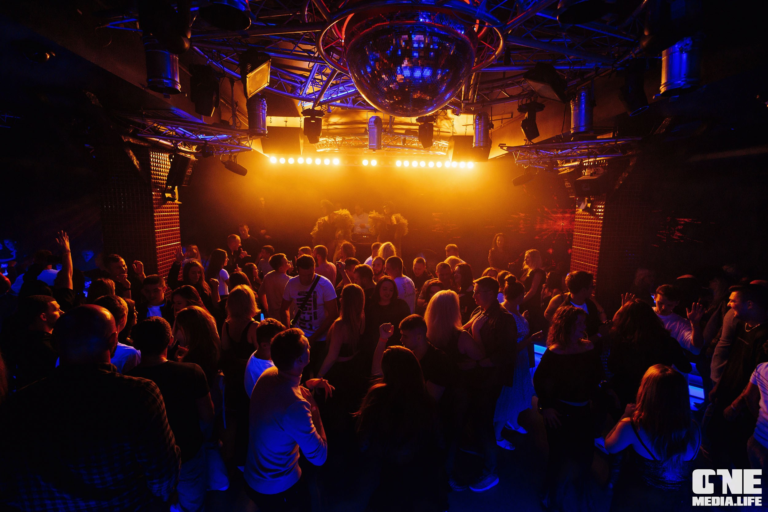 Фоторепортаж из РК Планета. One Media Life: фоторепортажи, фотоотчеты с мероприятий и заведений