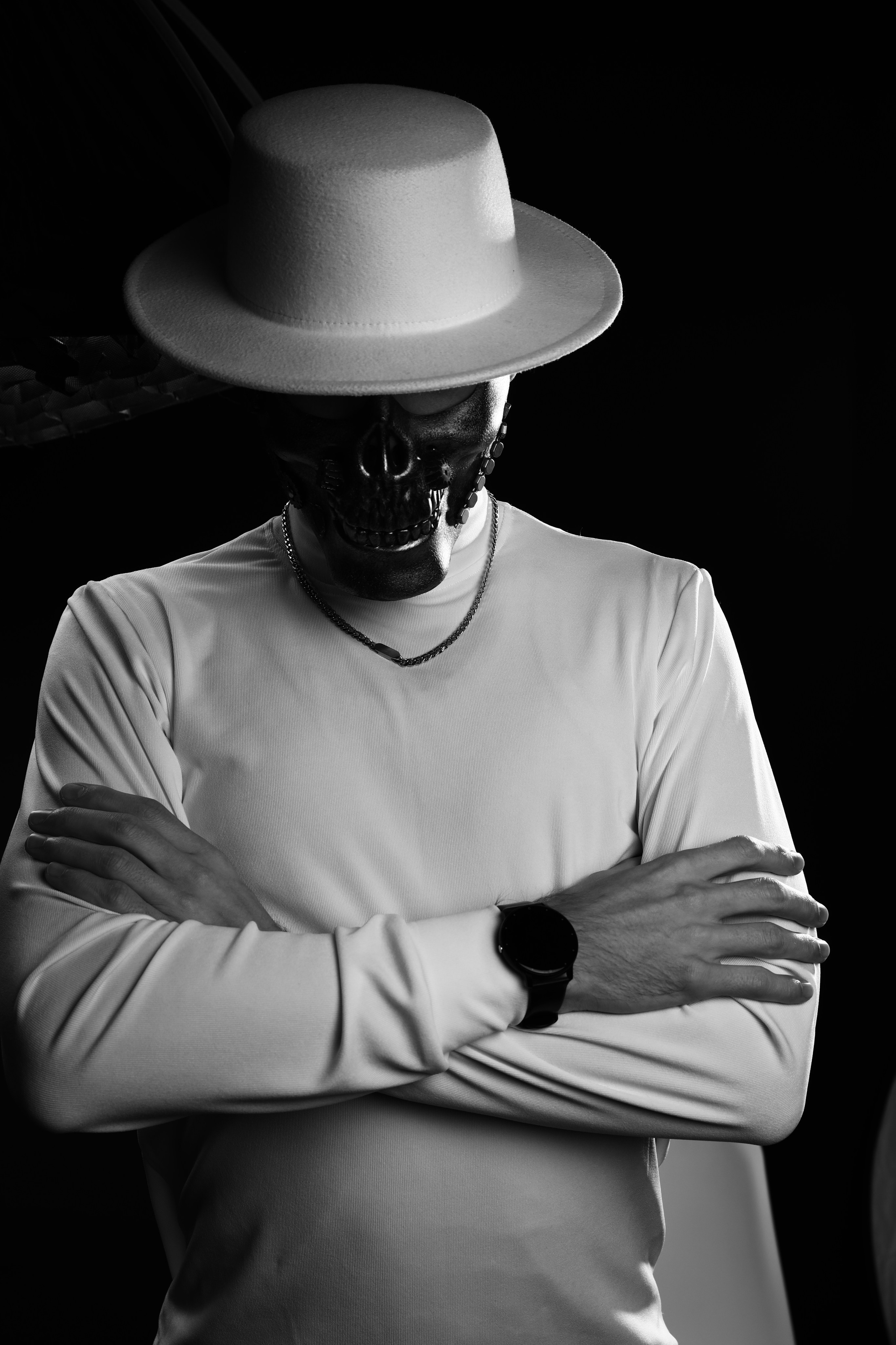 The White hat Alex. Профессиональный фотограф в Воронеже Владислав Крылов