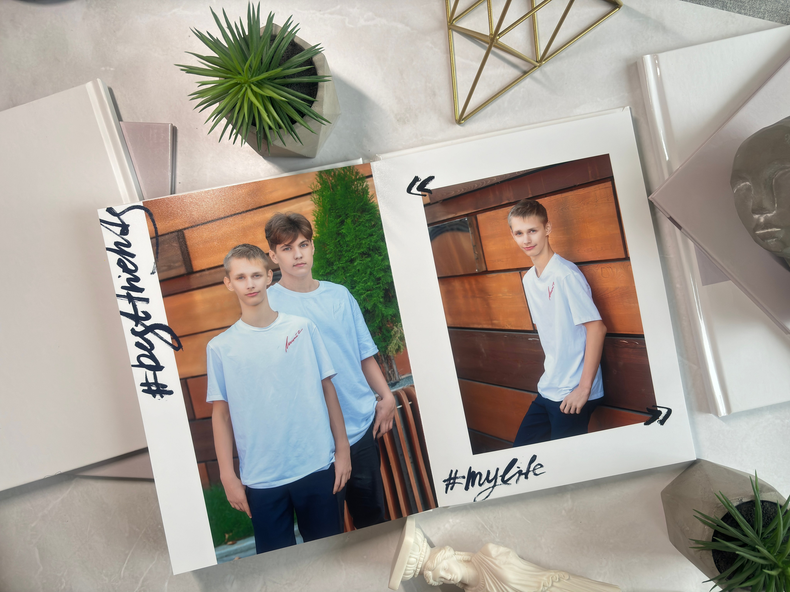 Альбом с частичной персонализацией на 7 разворотов — от 3500р. Выпускные альбомы для детского сада и школы в Туле