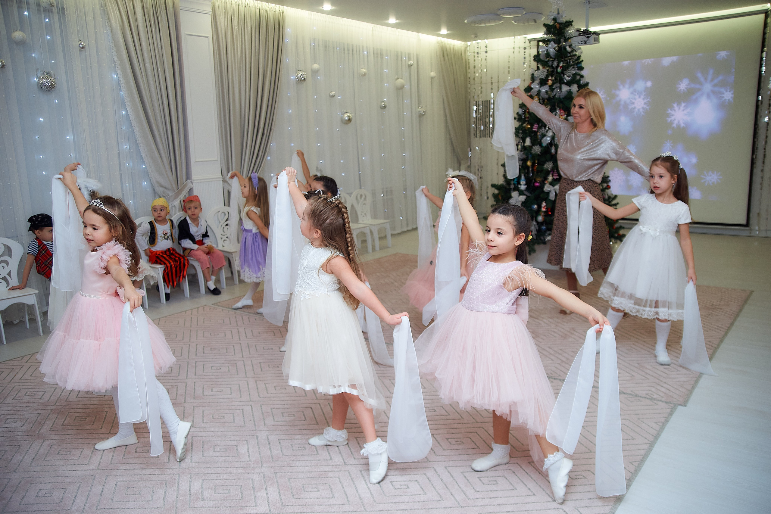 Видеооператор на утренник в детский сад. Фотограф и видеограф в Екатеринбурге