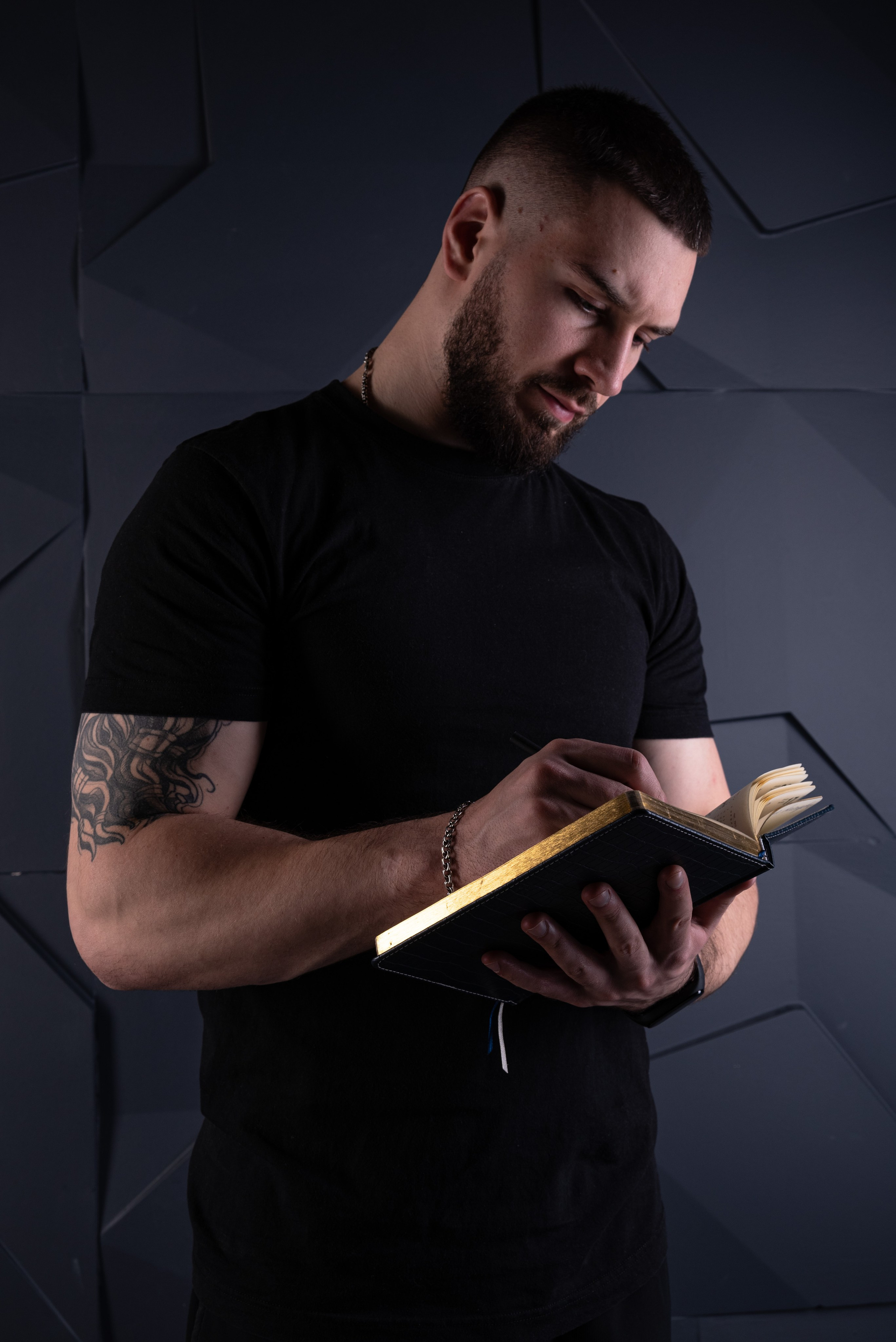 Контент-съемка для тренера. Предметный фотограф, фото для маркетплейсов Пятигорск, КМВ