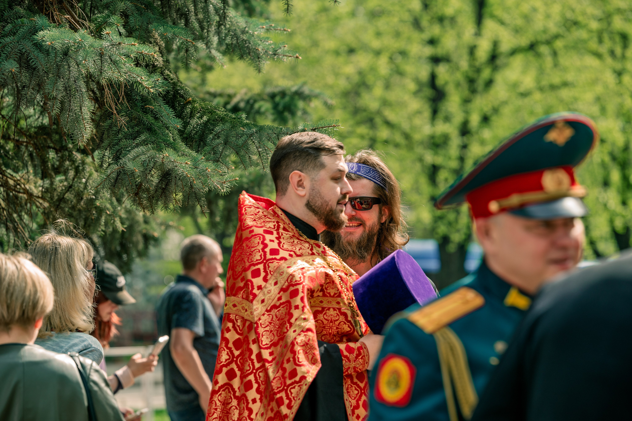 День Победы в Новокузнецке, 2025 год. Антон Непочатых — Большой мужской фотограф