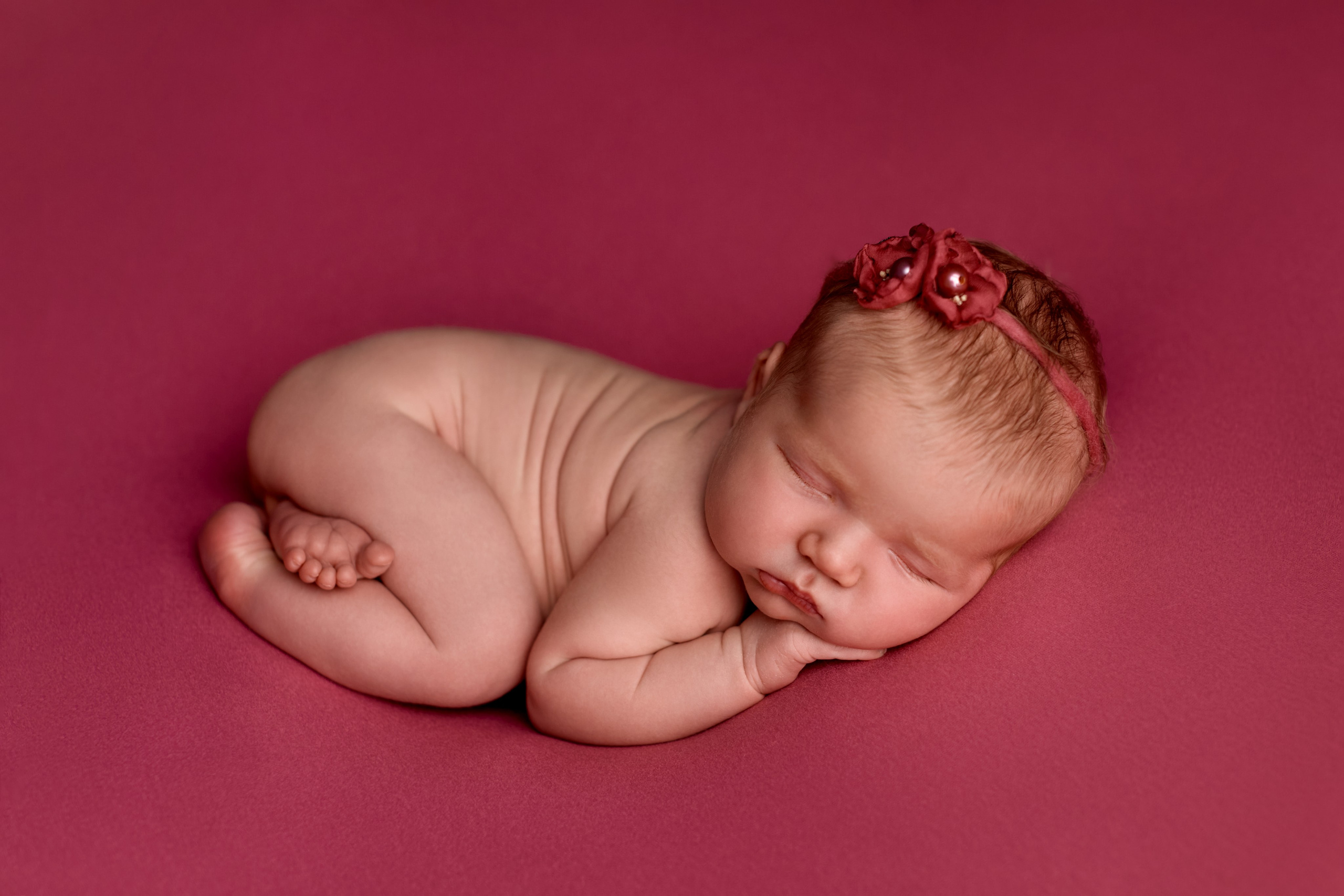 Профессиональный фотограф новорождённых в Москве Елена Сатюкова