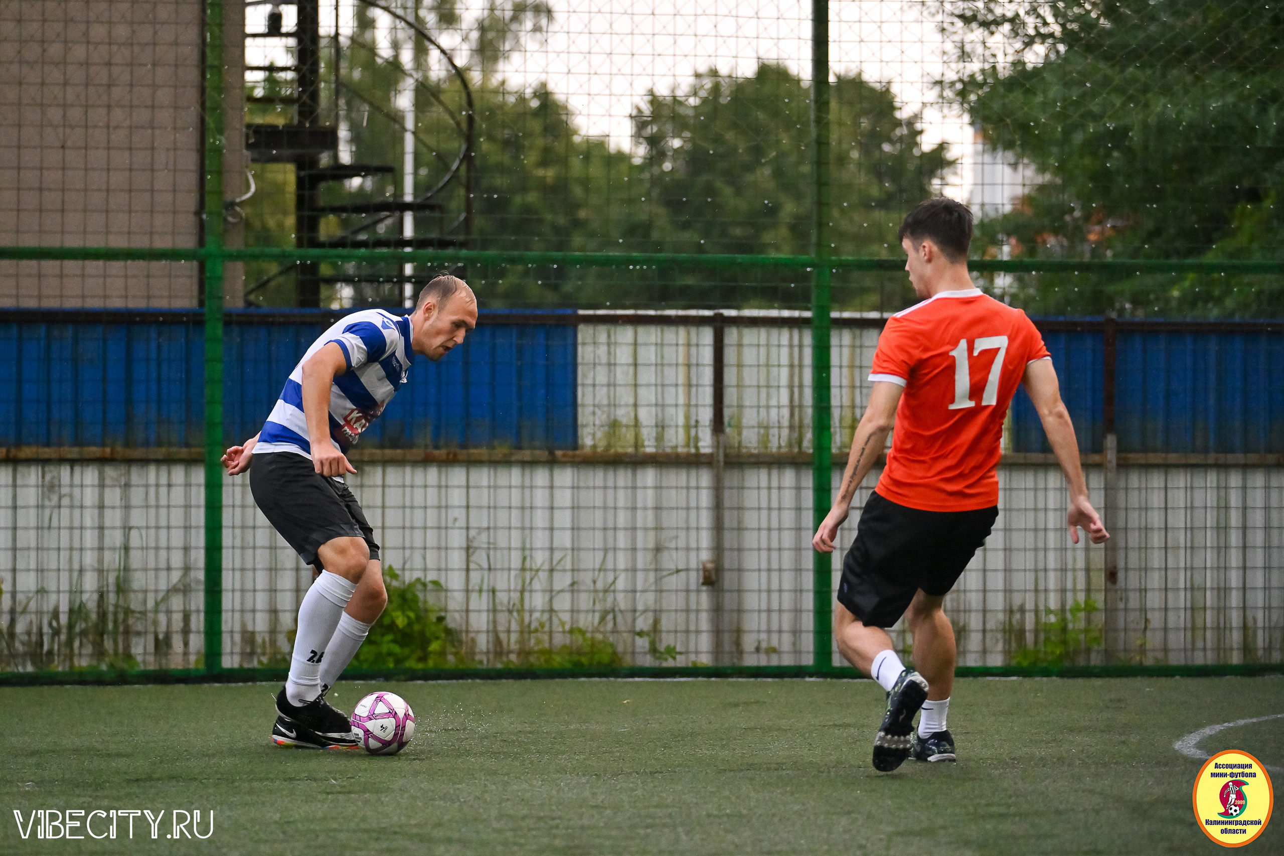 ИГРЫ МИНИ-ФУТБОЛЬНОЙ И КОРПОРАТИВНОЙ ЛИГИ. VIBECITY.RU Вайб Сити Ру Фоторепортажи Фотоотчеты Калининград