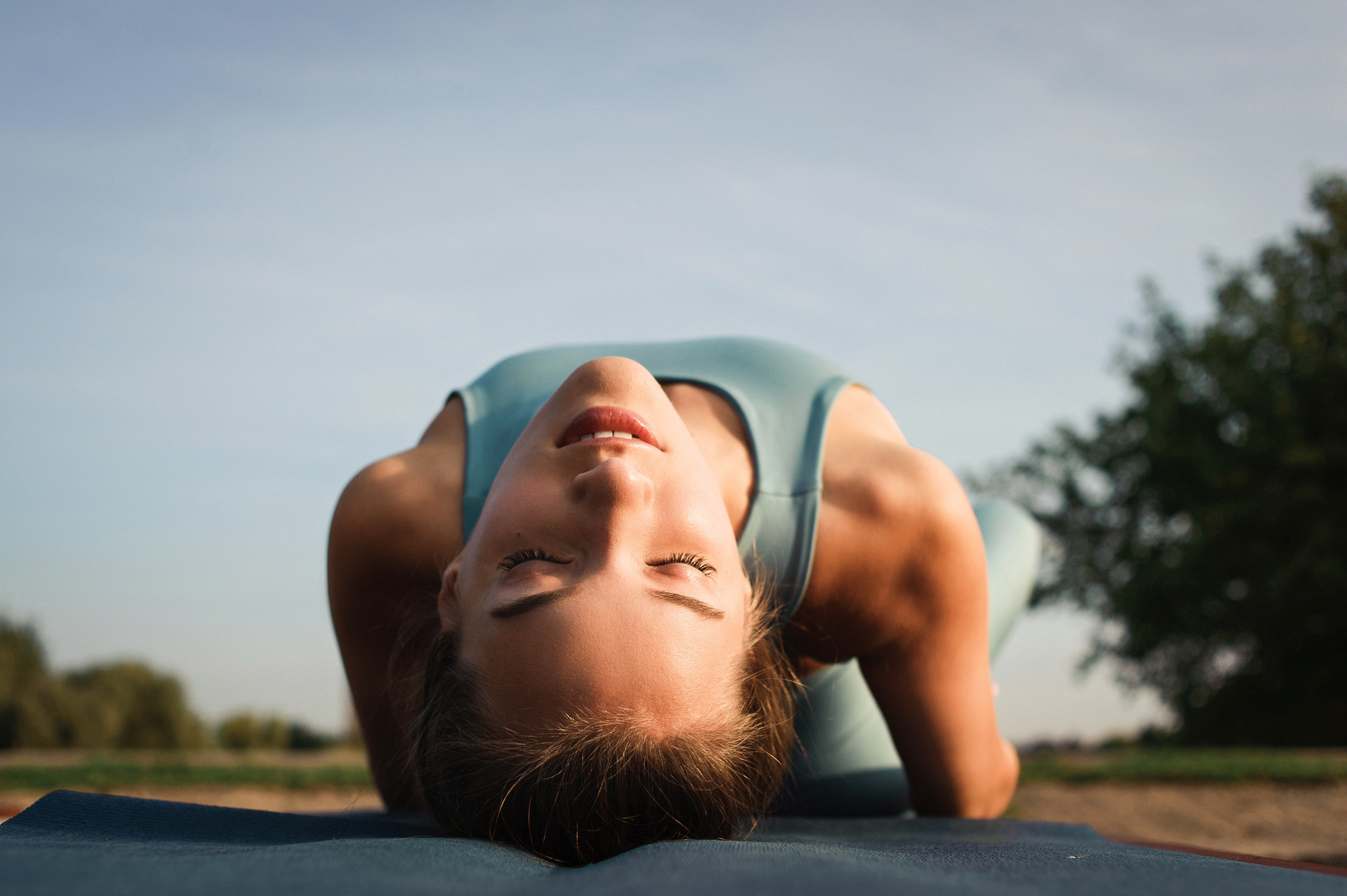 Утренняя йога-фотосессия для Эльвиры. Семейный и женский фотограф Красноярск Екатерина Пусенкова