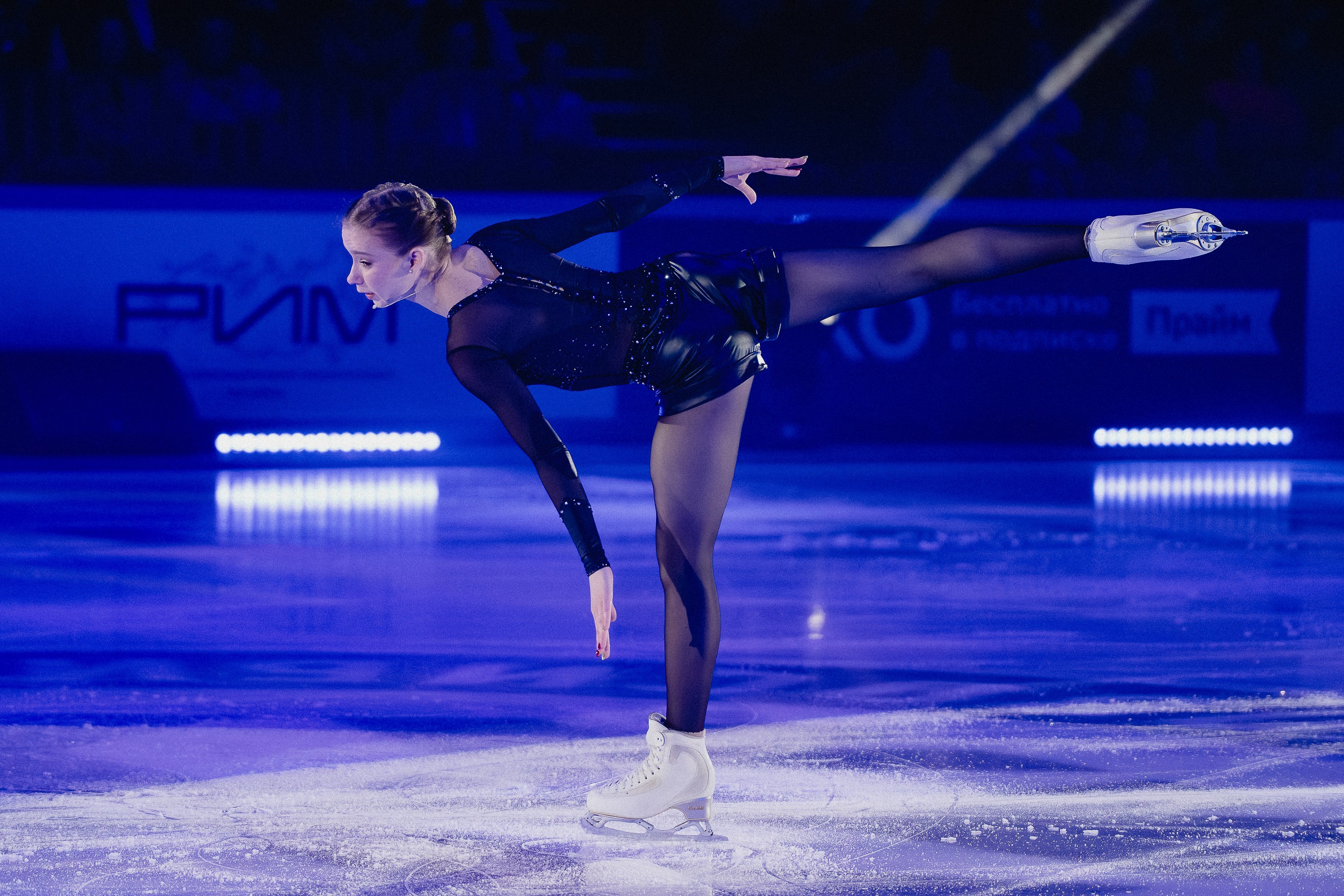 Шоу Этери Тутберидзе в Новосибирске. Воробьева Ксения — Спортивный и танцевальный фотограф Новосибирск