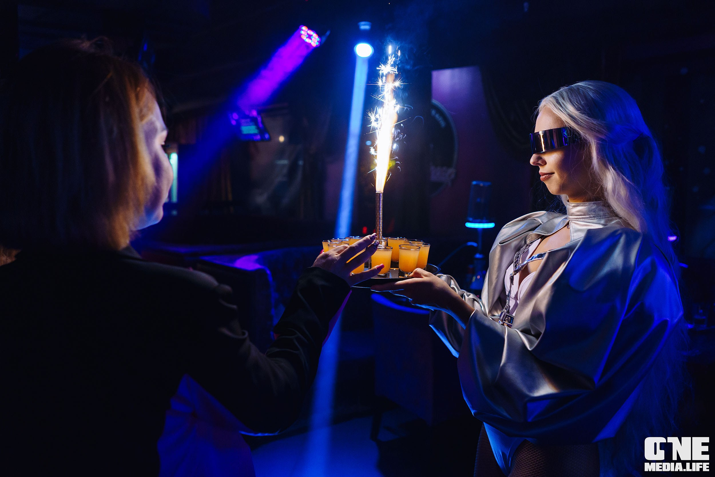 Фоторепортаж из караоке-клуба Эйфория. One Media Life: фоторепортажи, фотоотчеты с мероприятий и заведений