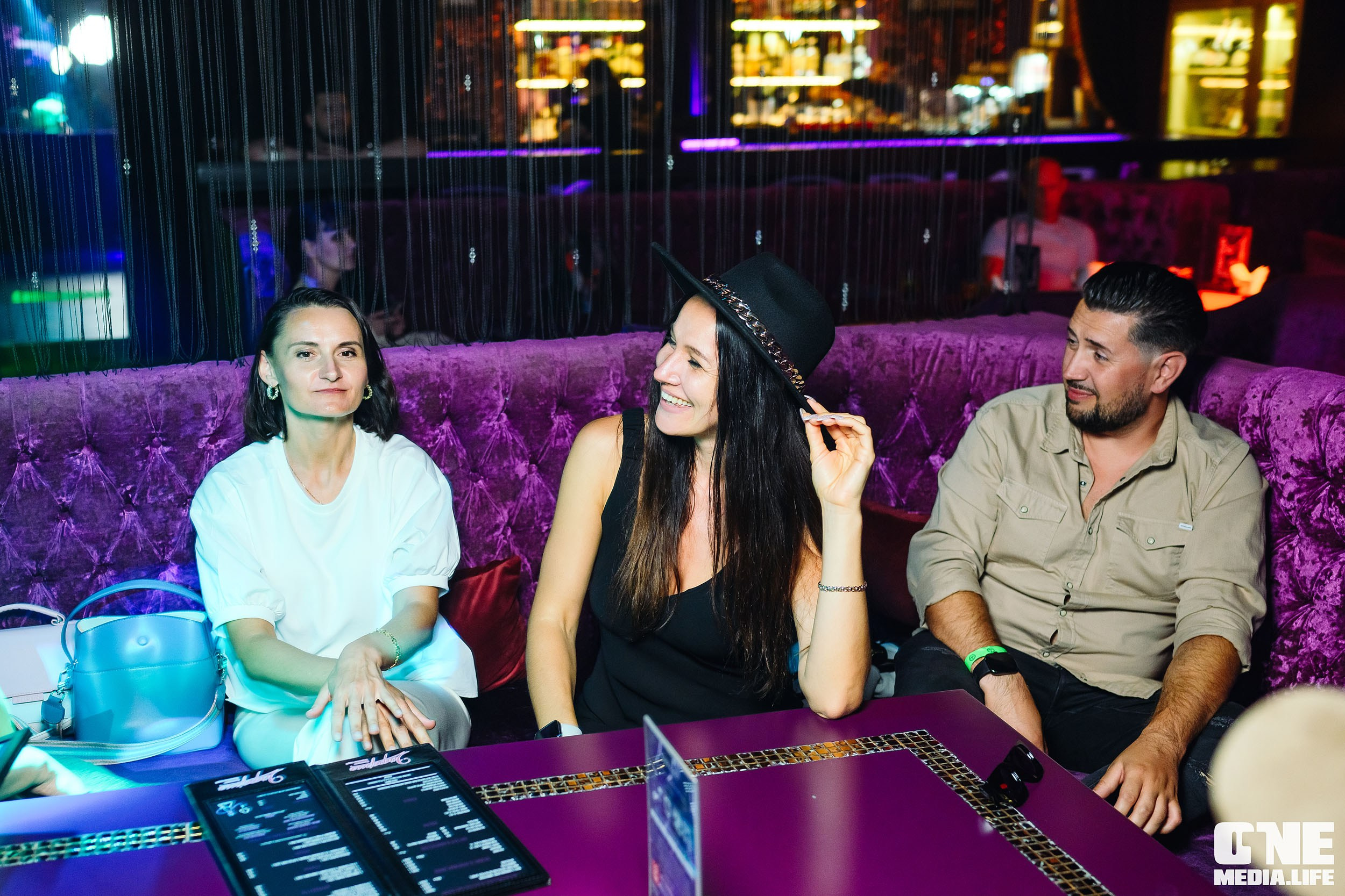 Фоторепортаж из караоке-клуба Эйфория. One Media Life: фоторепортажи, фотоотчеты с мероприятий и заведений