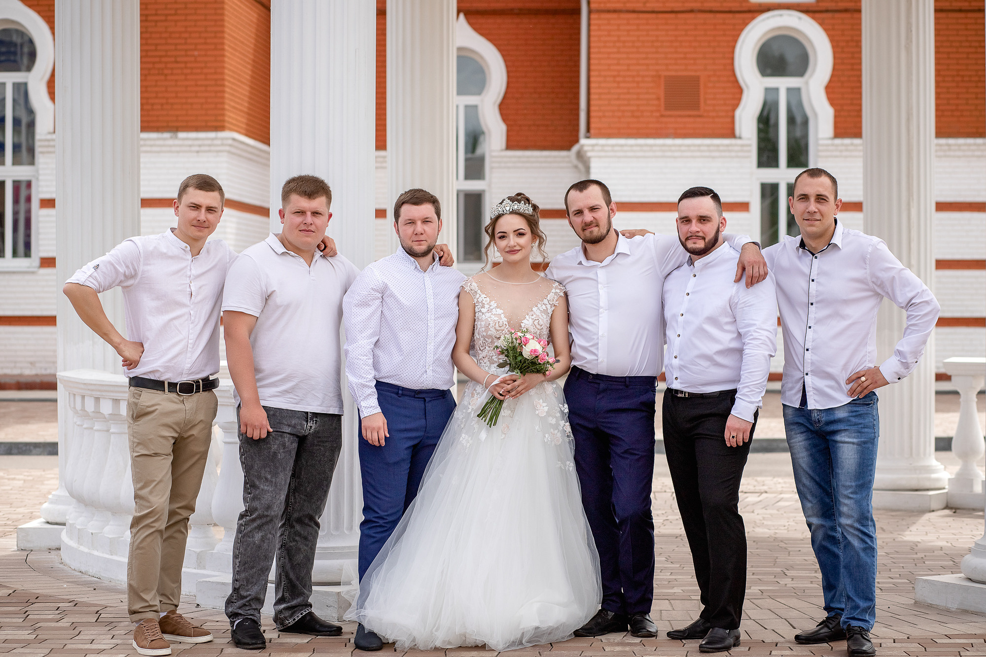 Двухчасовая свадьба Дмитрия и Дарьи. Фотограф в Самарской области Елизавета Чагеева